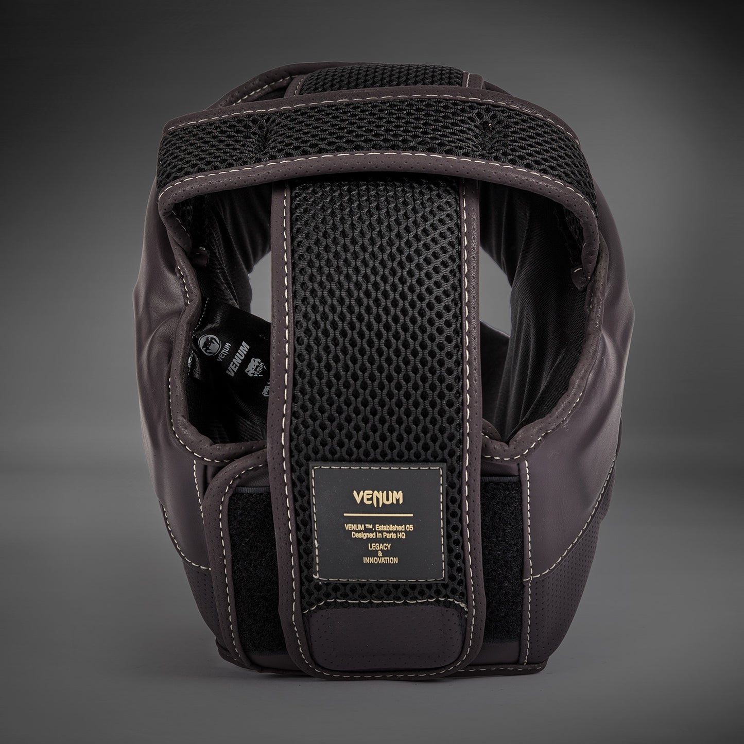 Venum Impact Evo 头盔 – 巧克力色