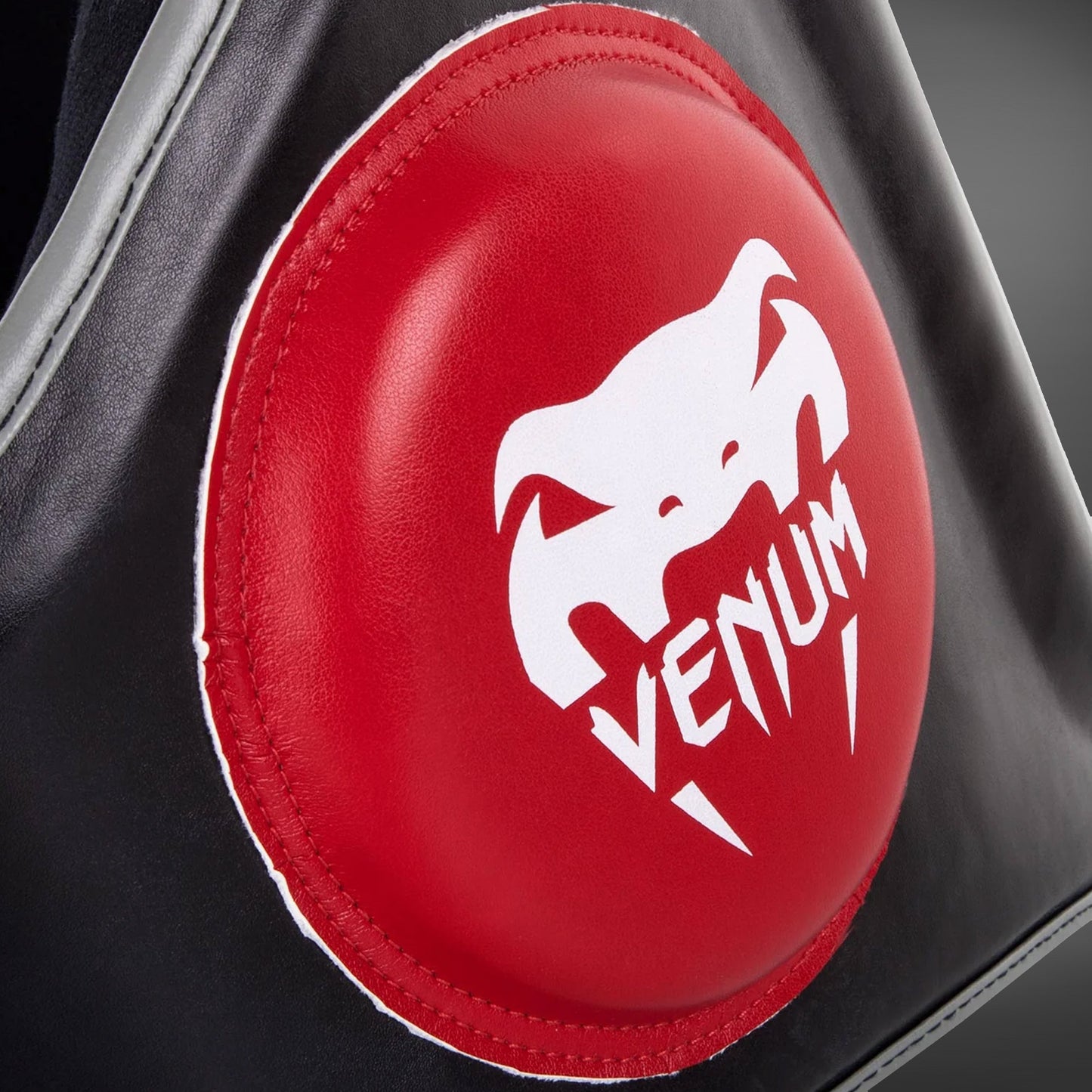 Venum Elite 腹部护具 – 黑色/红色