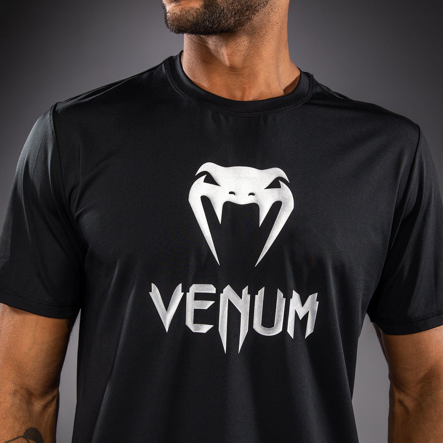 Venum Classic Dry Tech T恤 - 黑色/银色