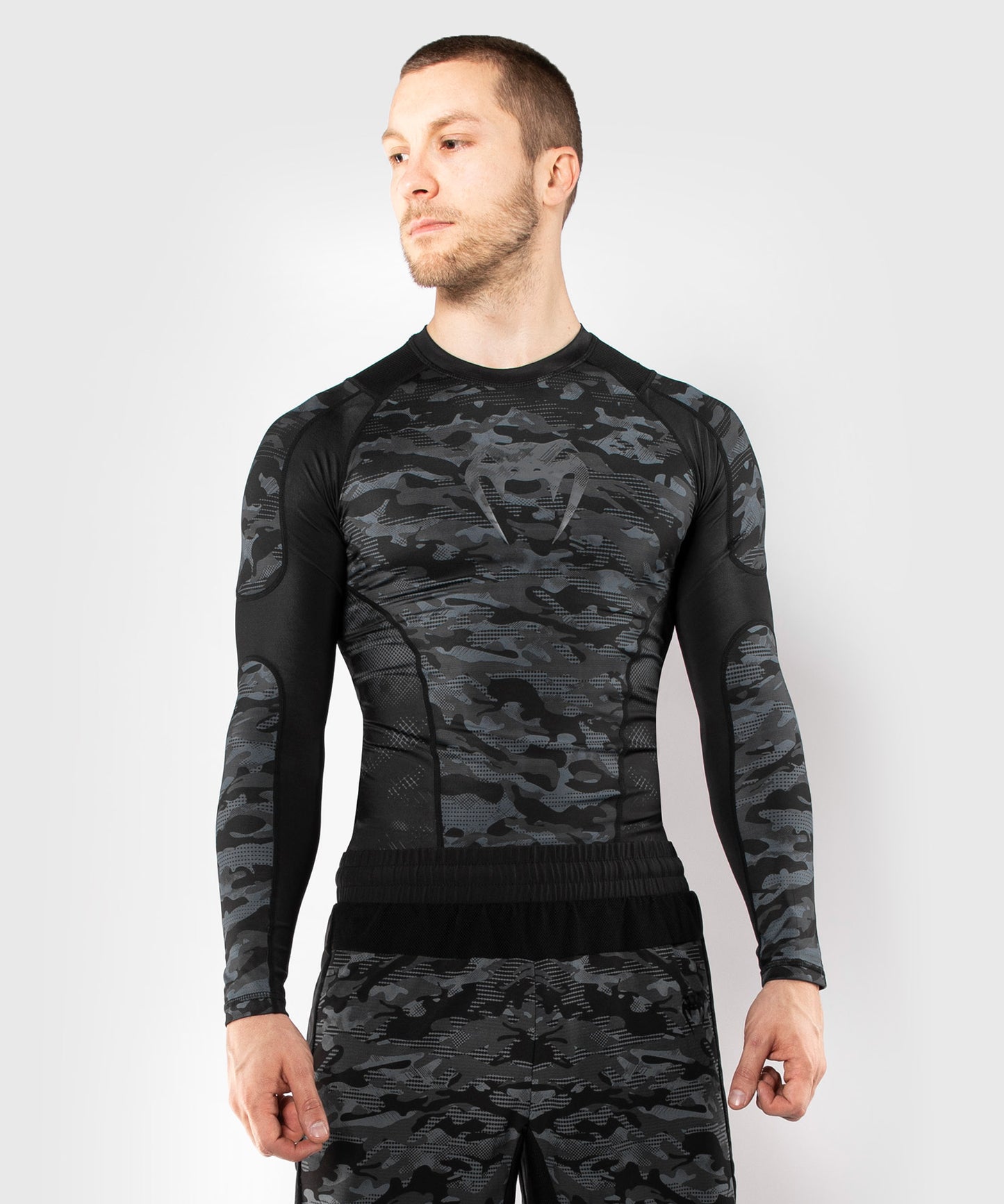 Venum Defender Rashguard - Long Sleeves - Dark camo