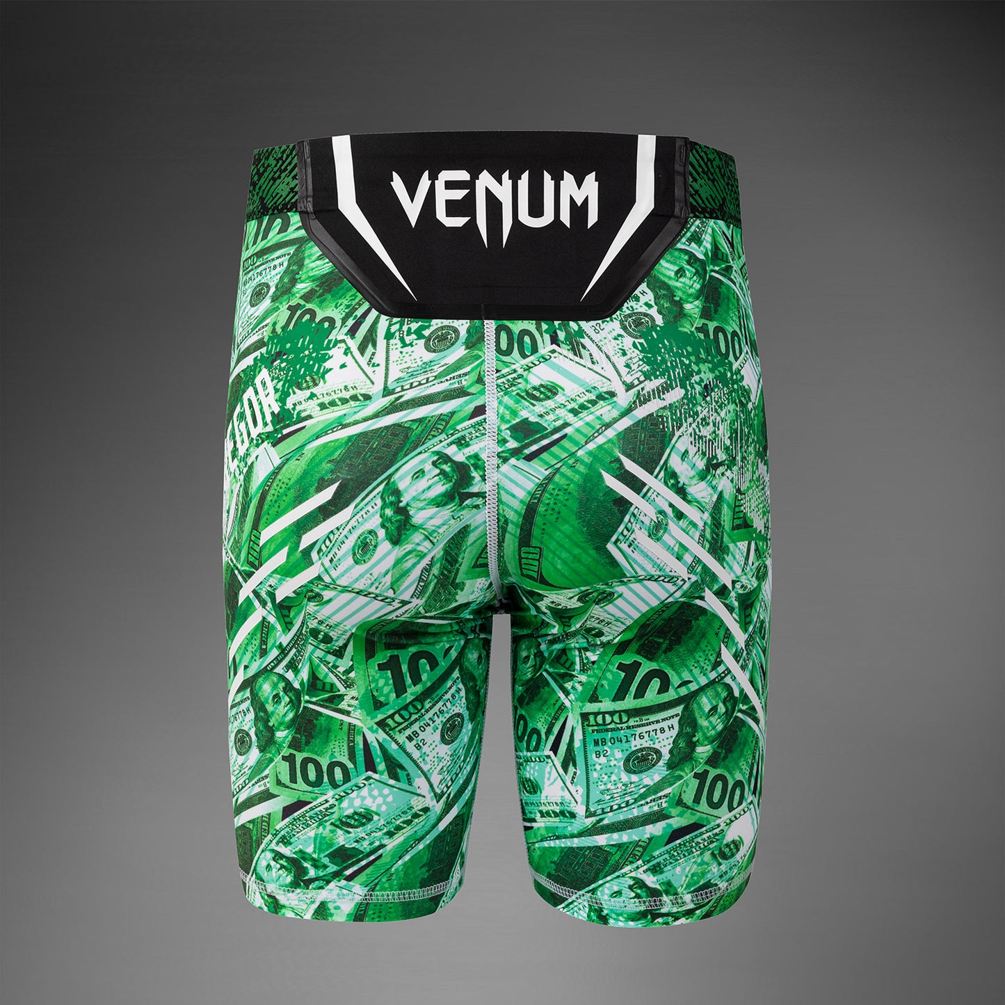 UFC Unrivaled by Venum Conor McGregor 男款 Vale Tudo 短裤 – 绿色