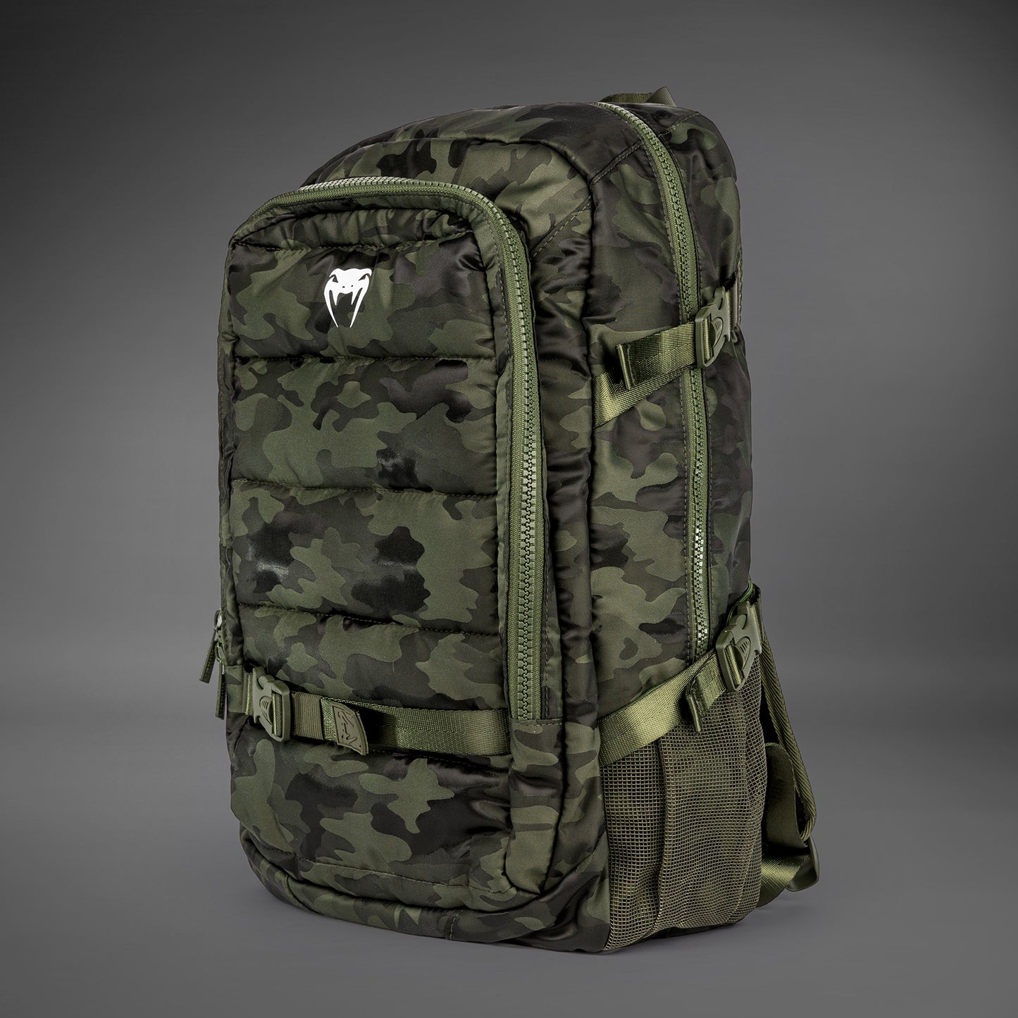 Venum Challenger Pro 背包 (20-25L) – 卡其色/迷彩色