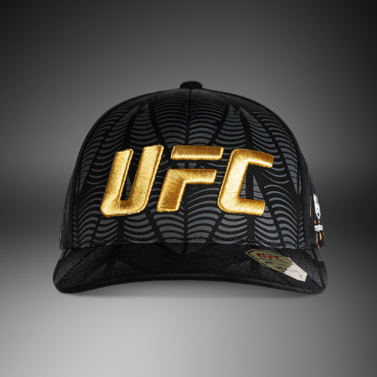 UFC Zenith by Venum Authentic Fight Night 棒球帽 – 黑色/金色