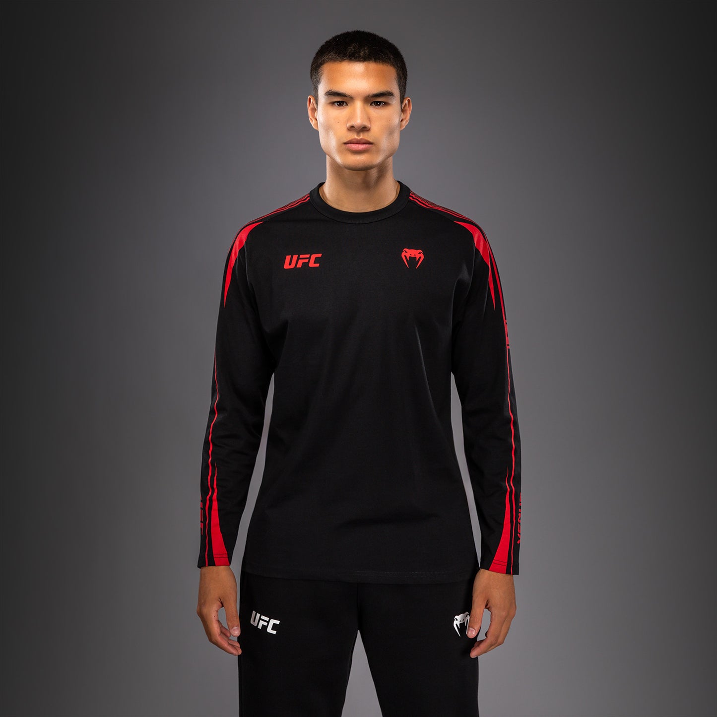 Venum UFC Unity by Venum Authentic Fight Week 男子长袖T恤 - 黑色