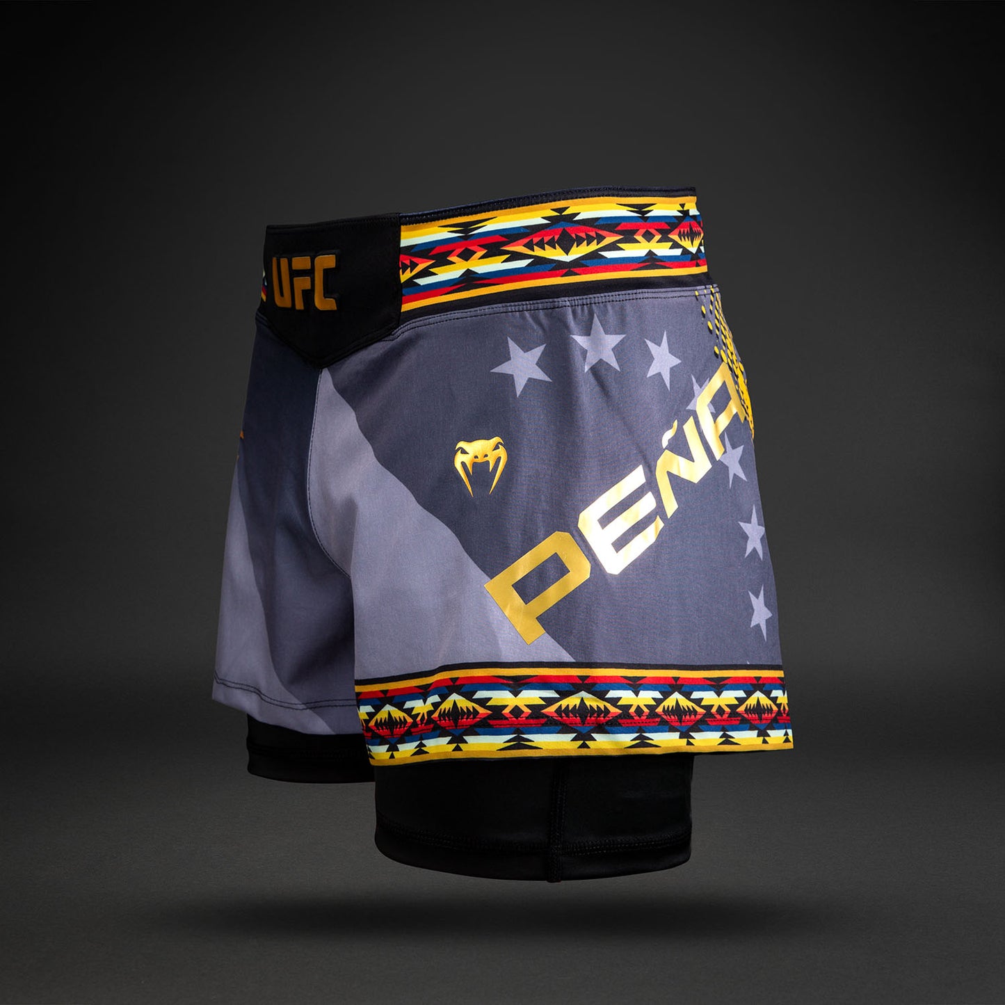 Women’s UFC Unrivaled by Venum 黑色Julianna Peña短款格斗短裤