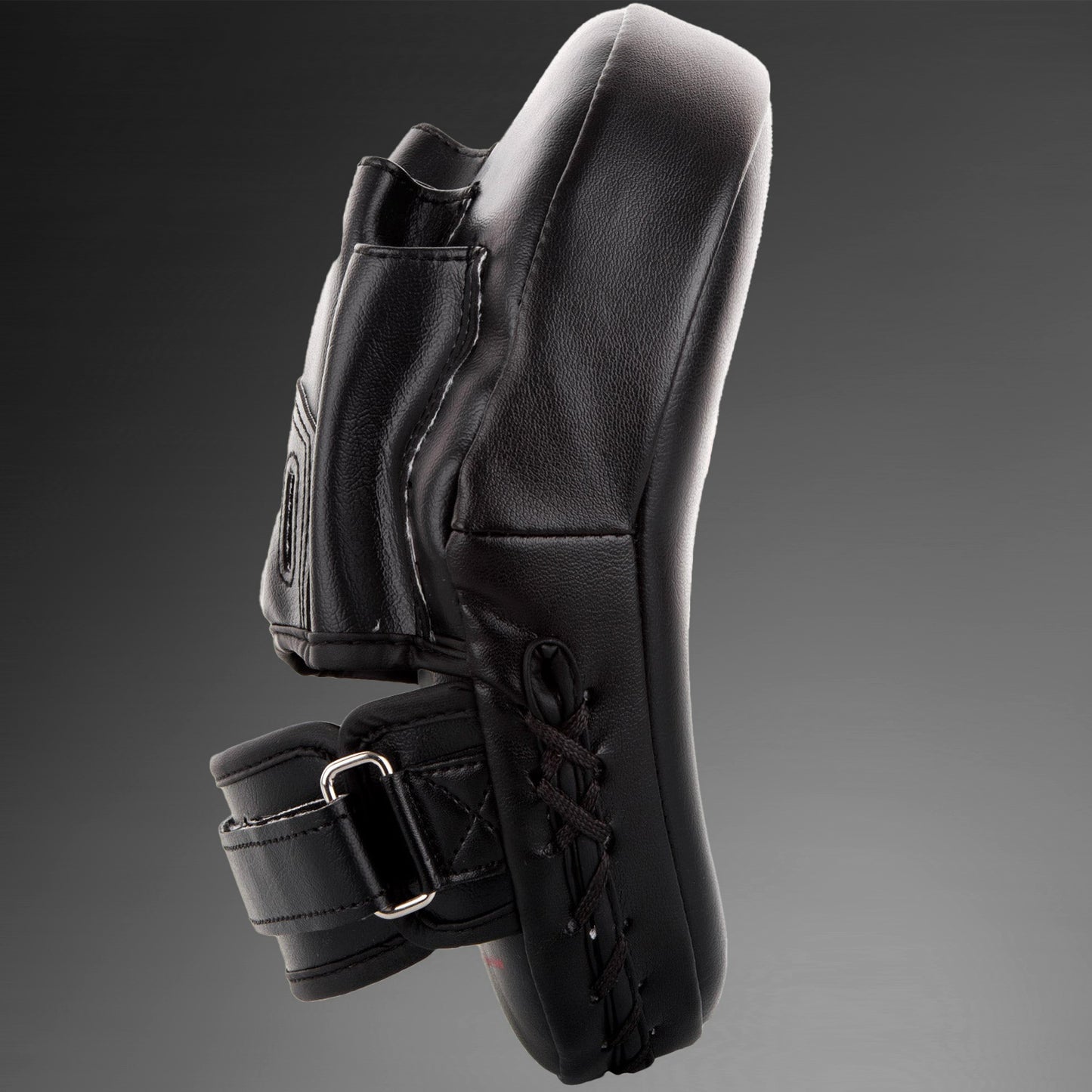 Venum Light Focus Mitts - 黑色/黑色（对）