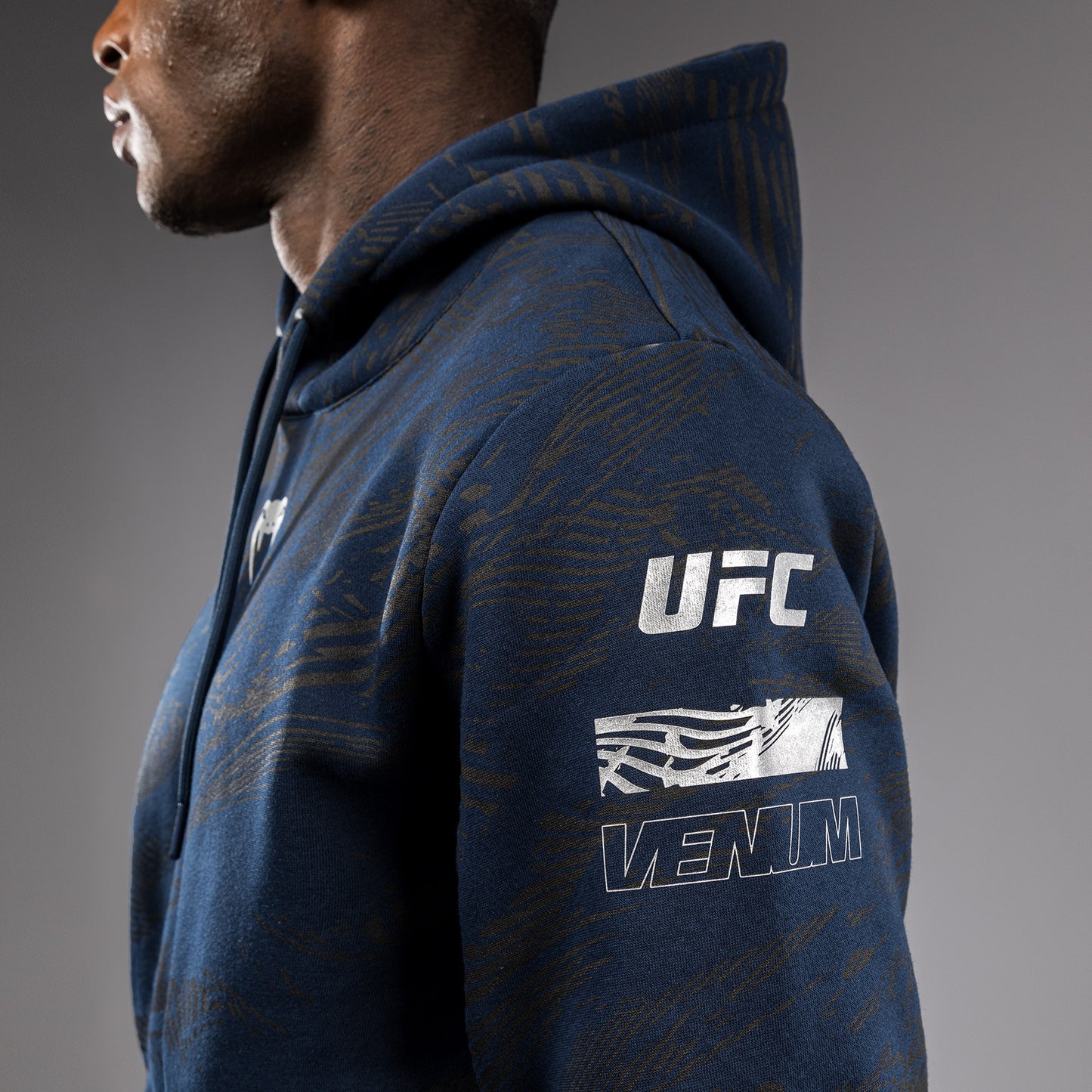 UFC Fusion by Venum Fight Week 男士款连帽衫 – 海洋蓝