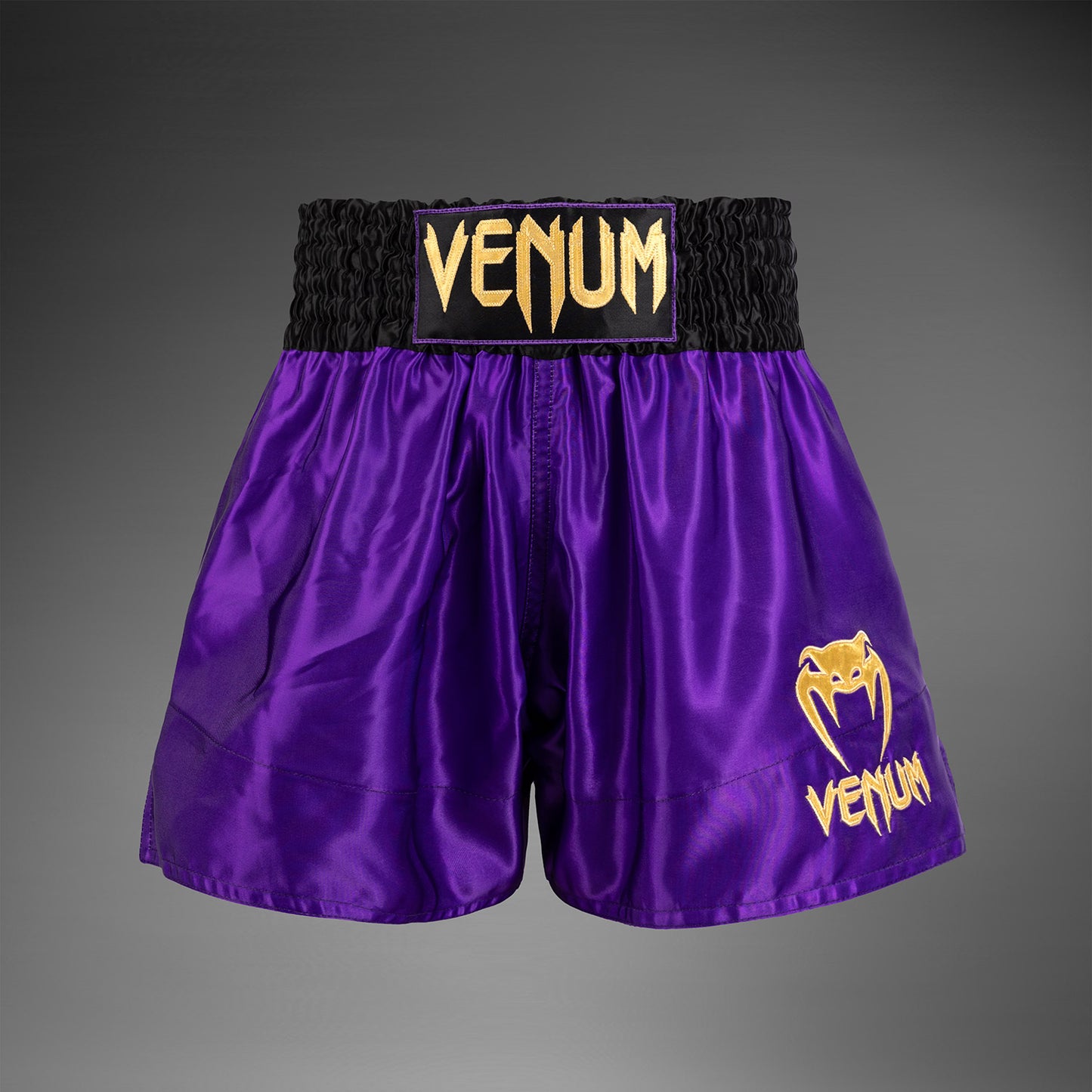 Venum Classic 泰拳短裤 – 深紫色