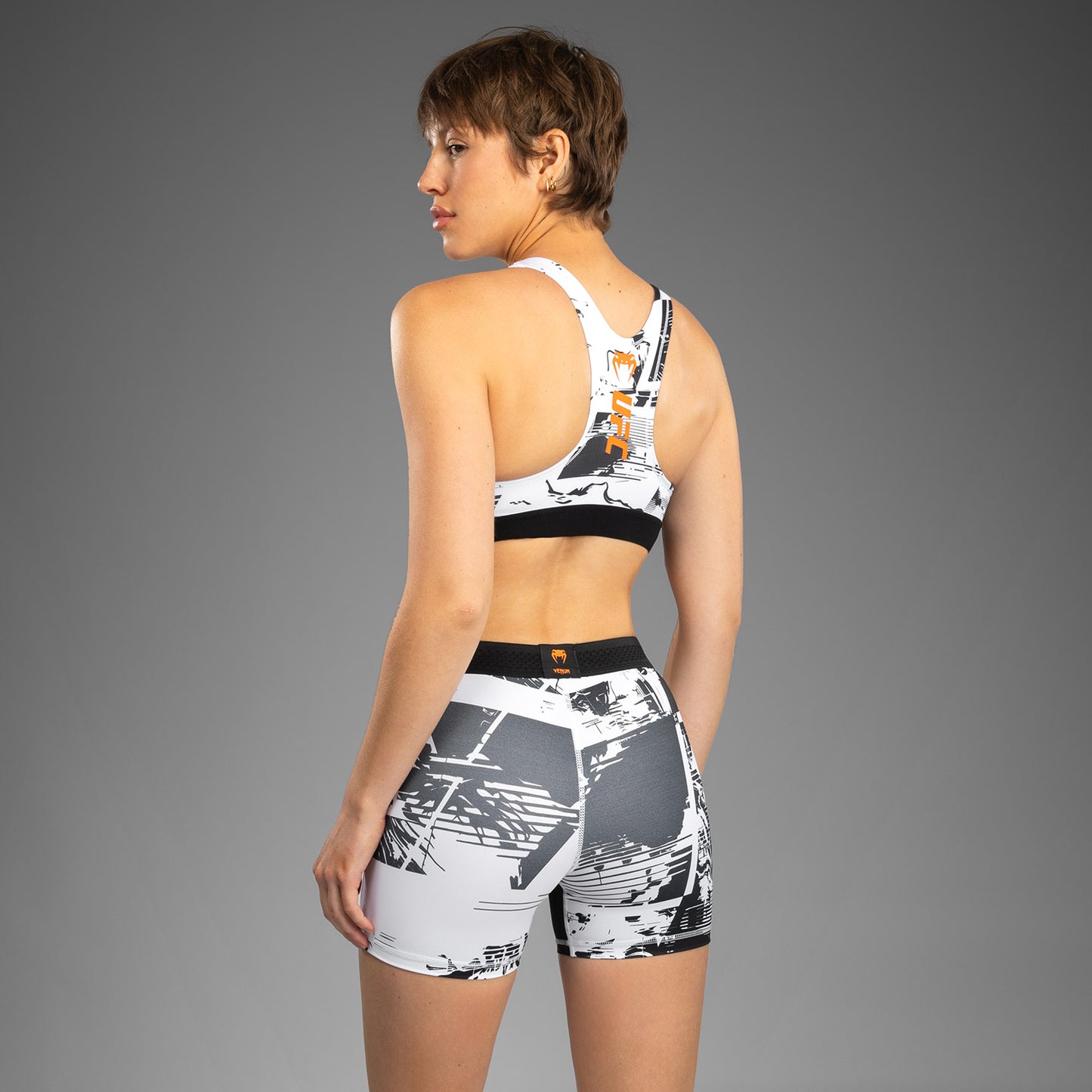 Women's UFC Zenith by Venum 白色 Authentic Fight Week 运动内衣