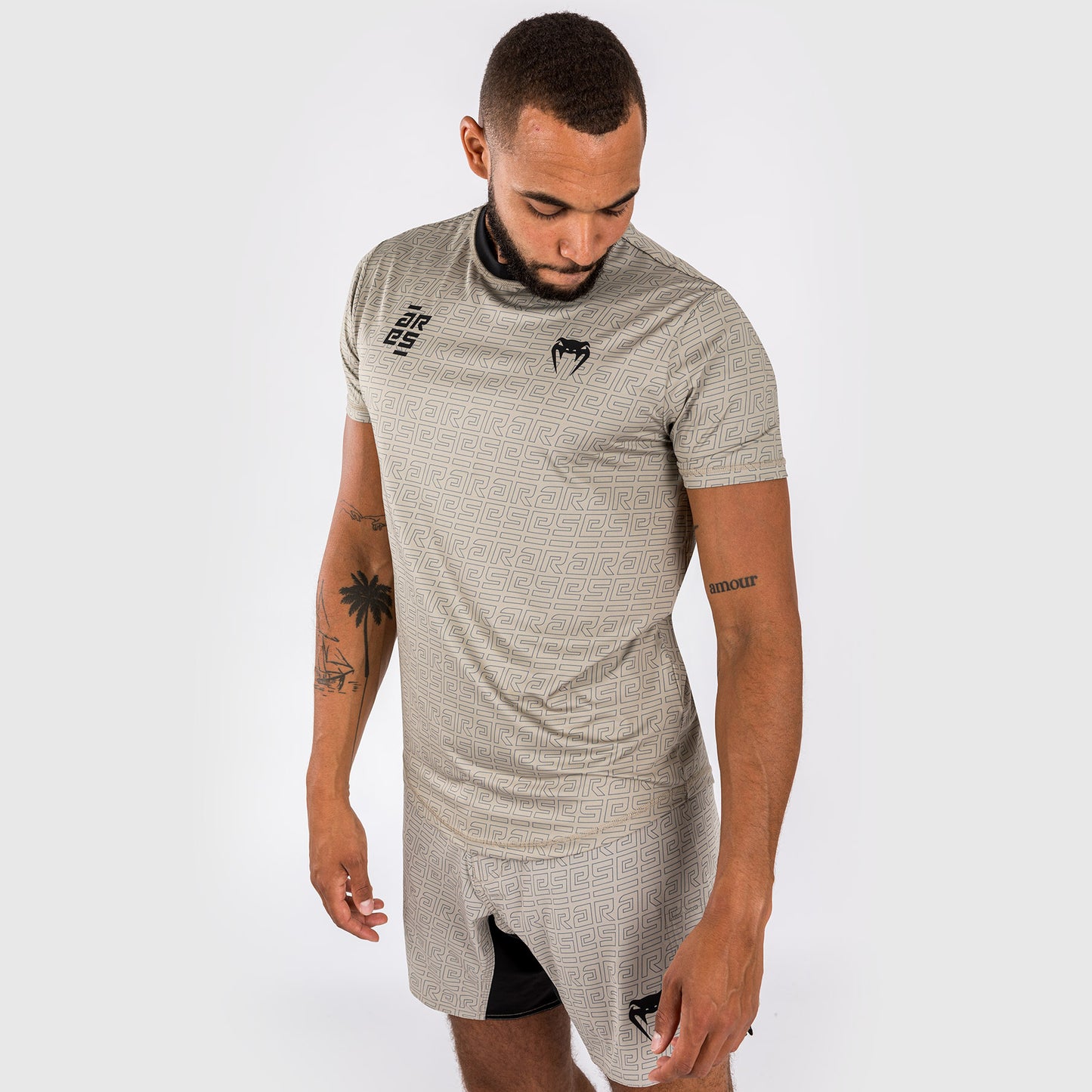 Venum x Ares 2.0 Dry Tech T恤 – 沙色