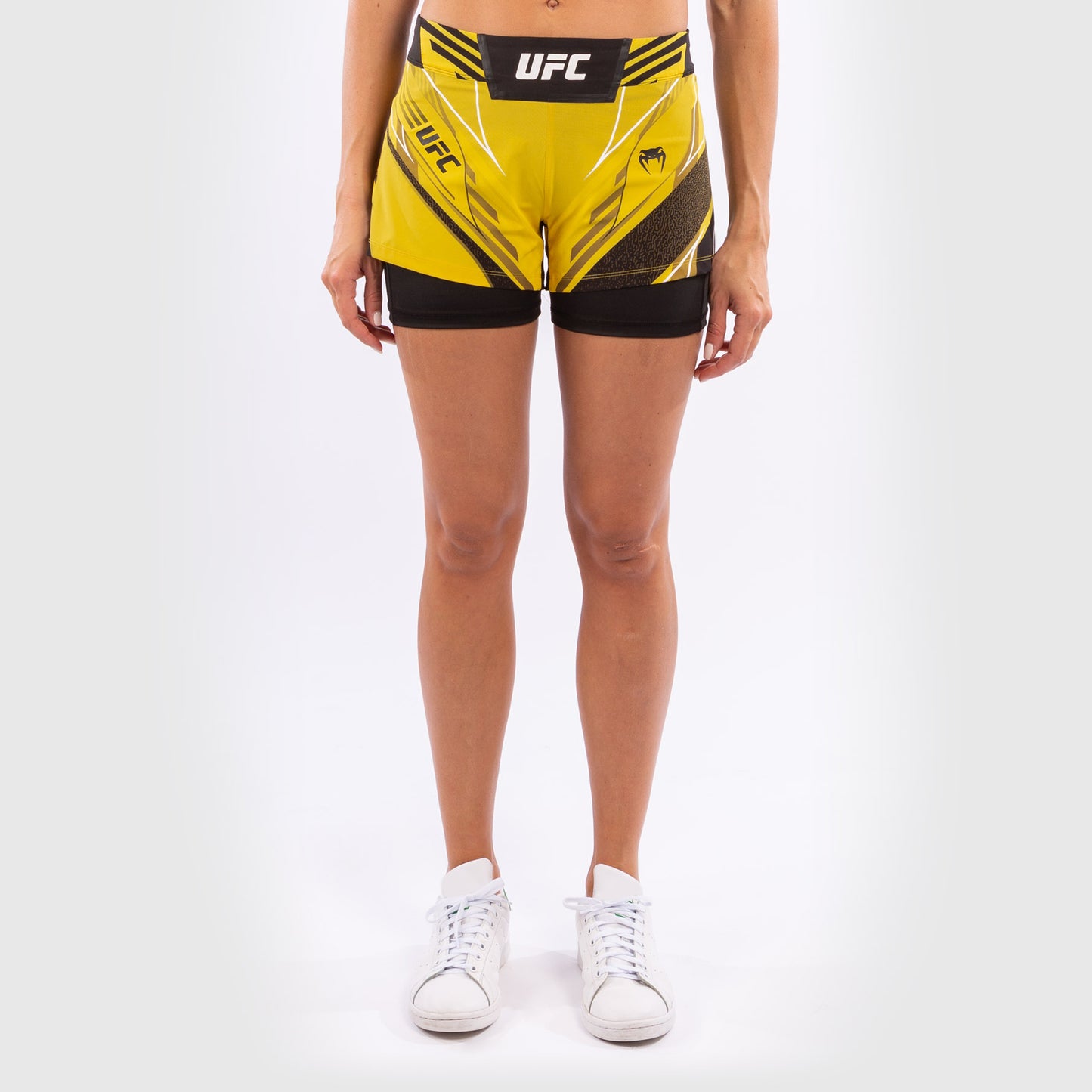 UFC Venum Authentic Fight Night 女士格斗短裤 – 短款 – 黄色