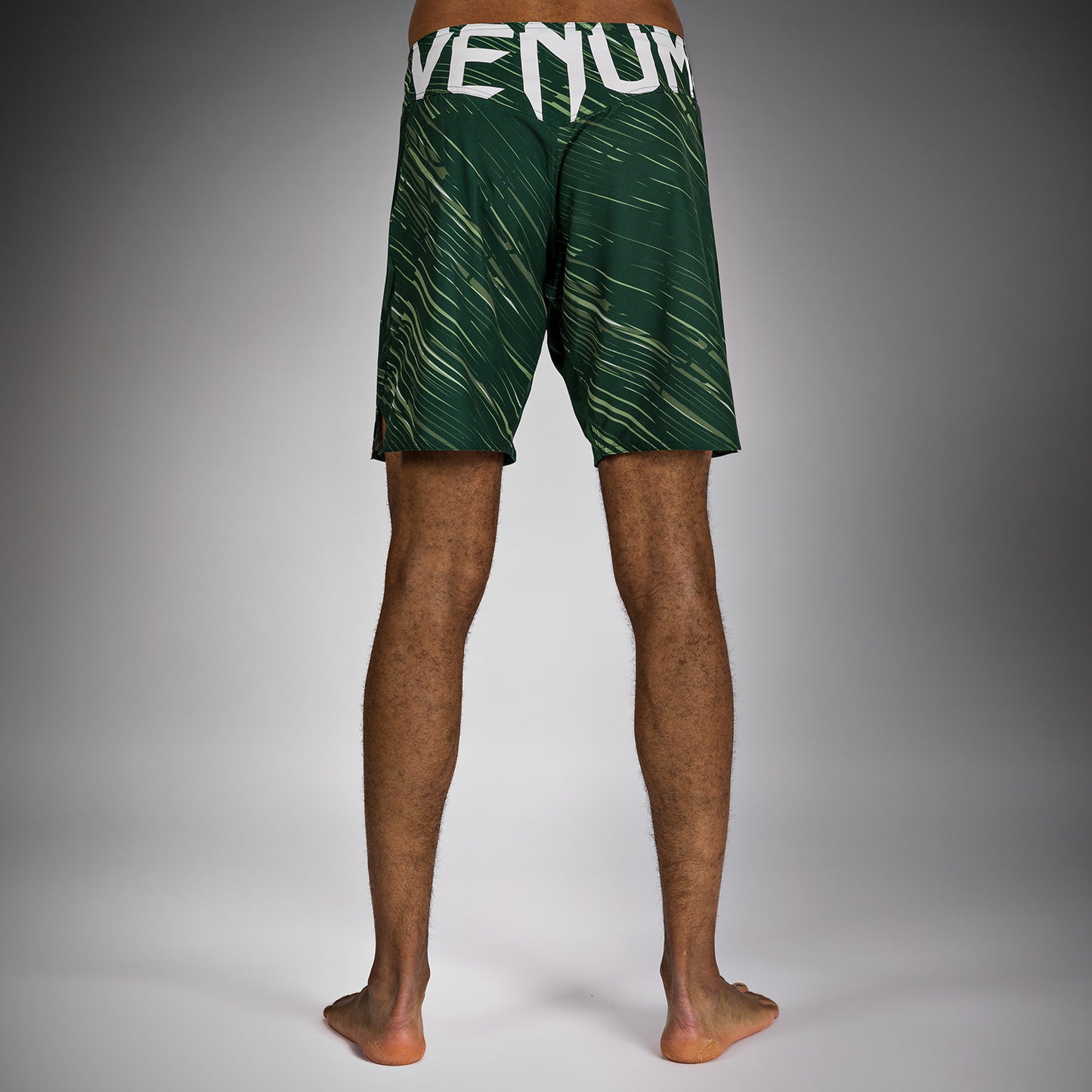 Venum Rapid Light 格斗短裤 – 森林绿