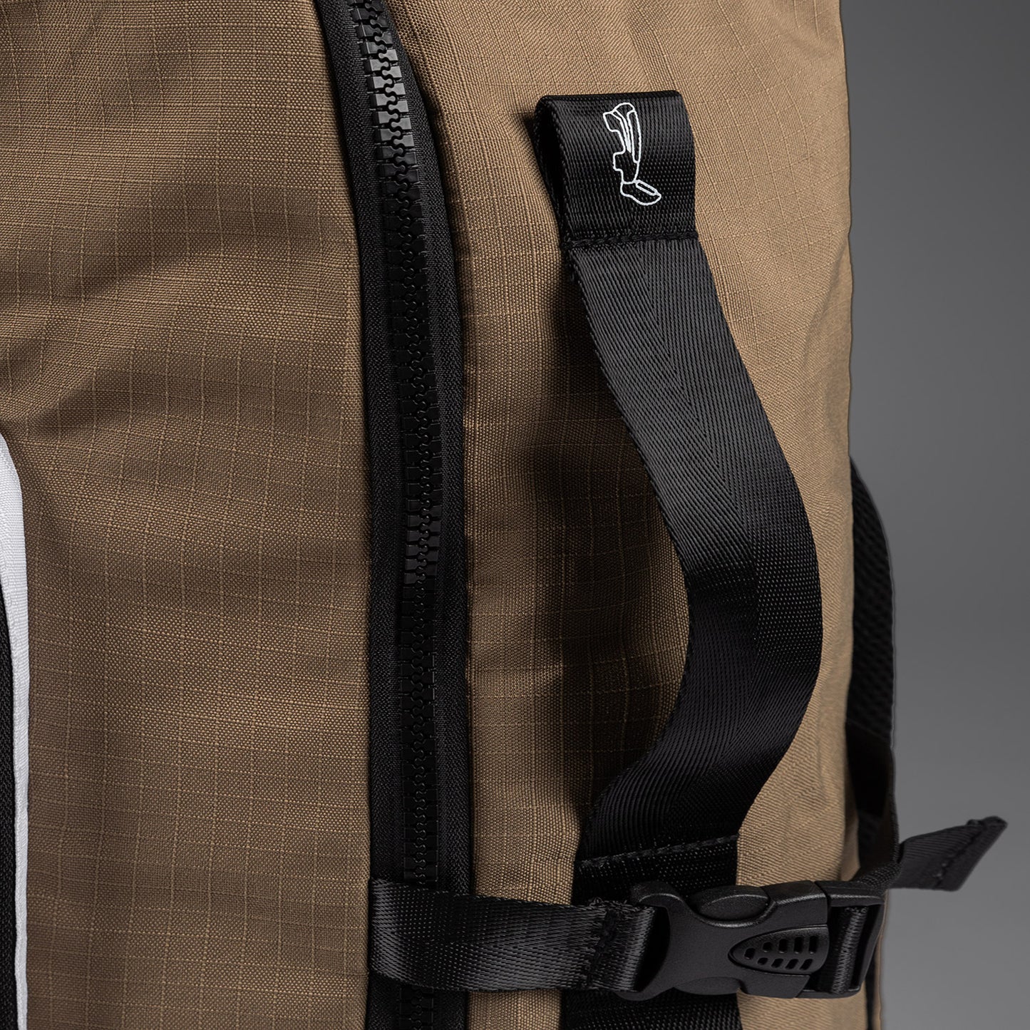 Venum Evo 2 Xtrem 背包 (50-63L) – 沙丘色
