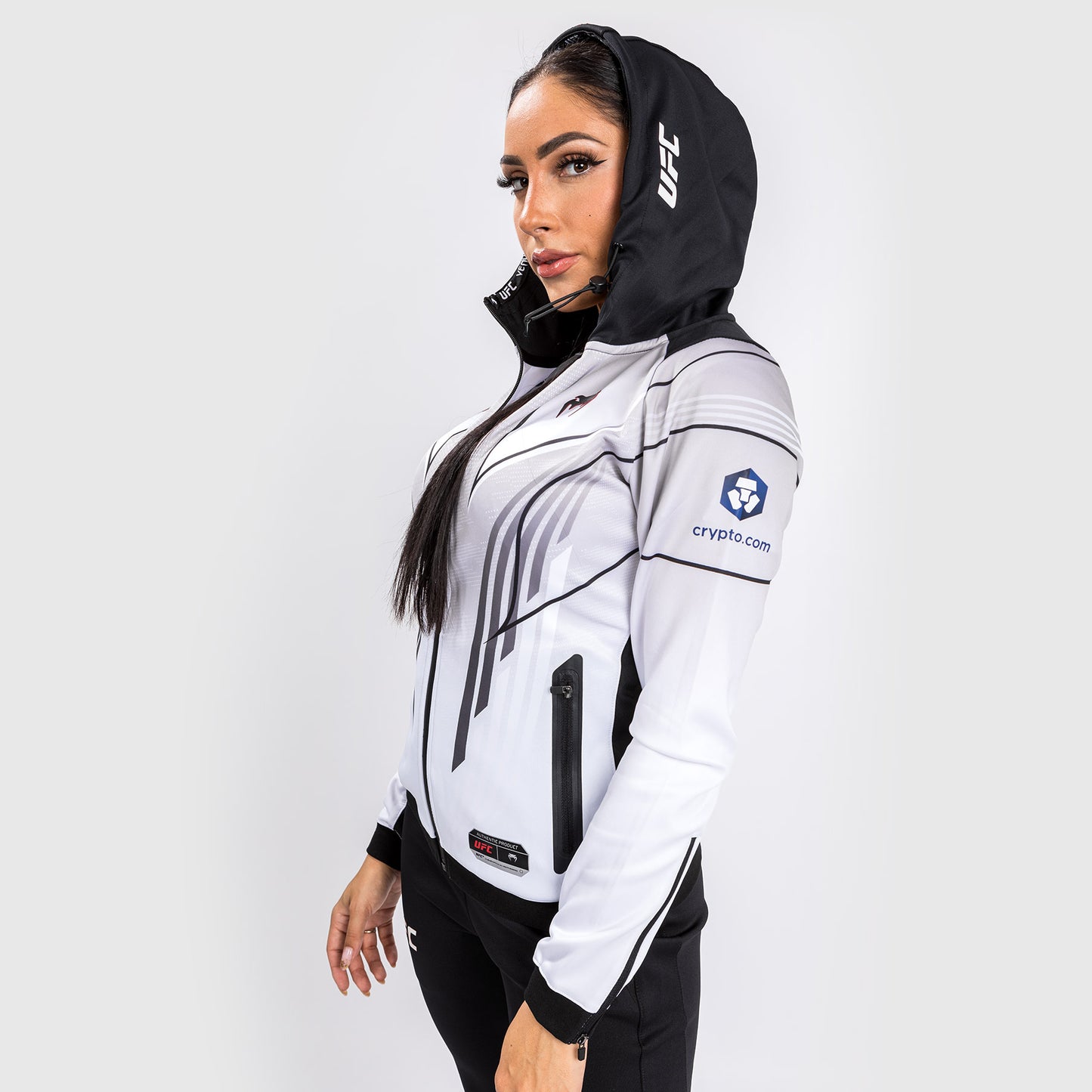 UFC Venum Authentic Fight Night 2.0 Kit by Venum 女士款连帽衫 – 白色
