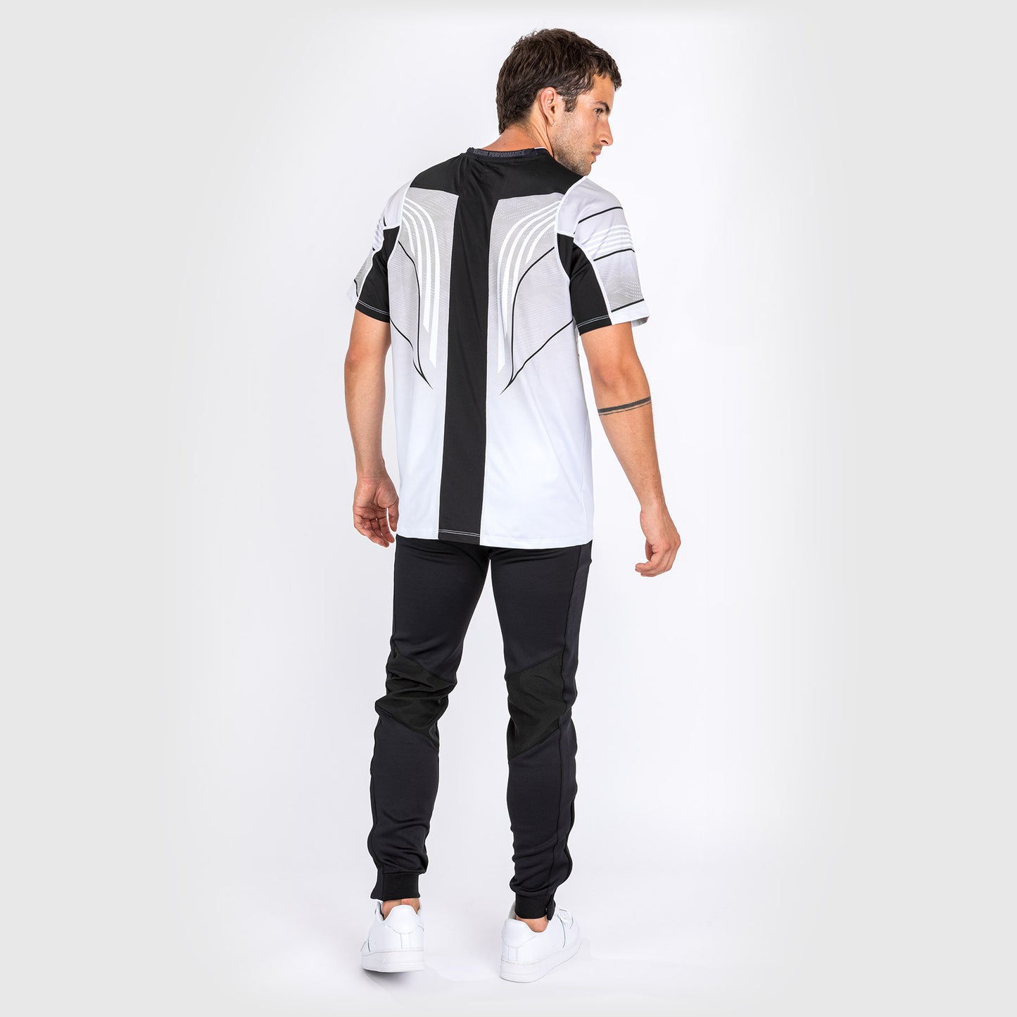 UFC Venum Authentic Fight Night 2.0 Kit 男士款出场球衣 – 白色