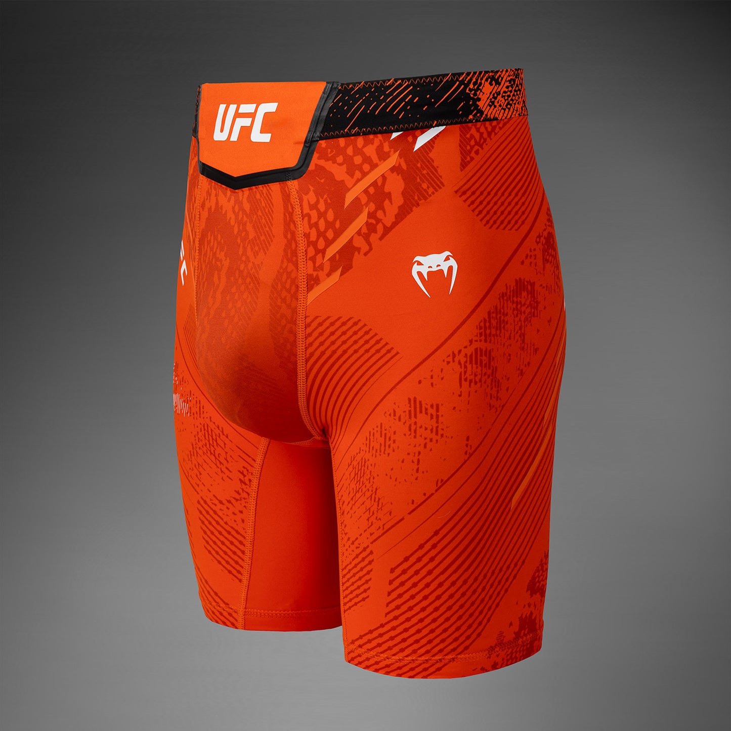 UFC Fusion by Venum Authentic Fight Night 男士综合格斗短裤 – 橙色