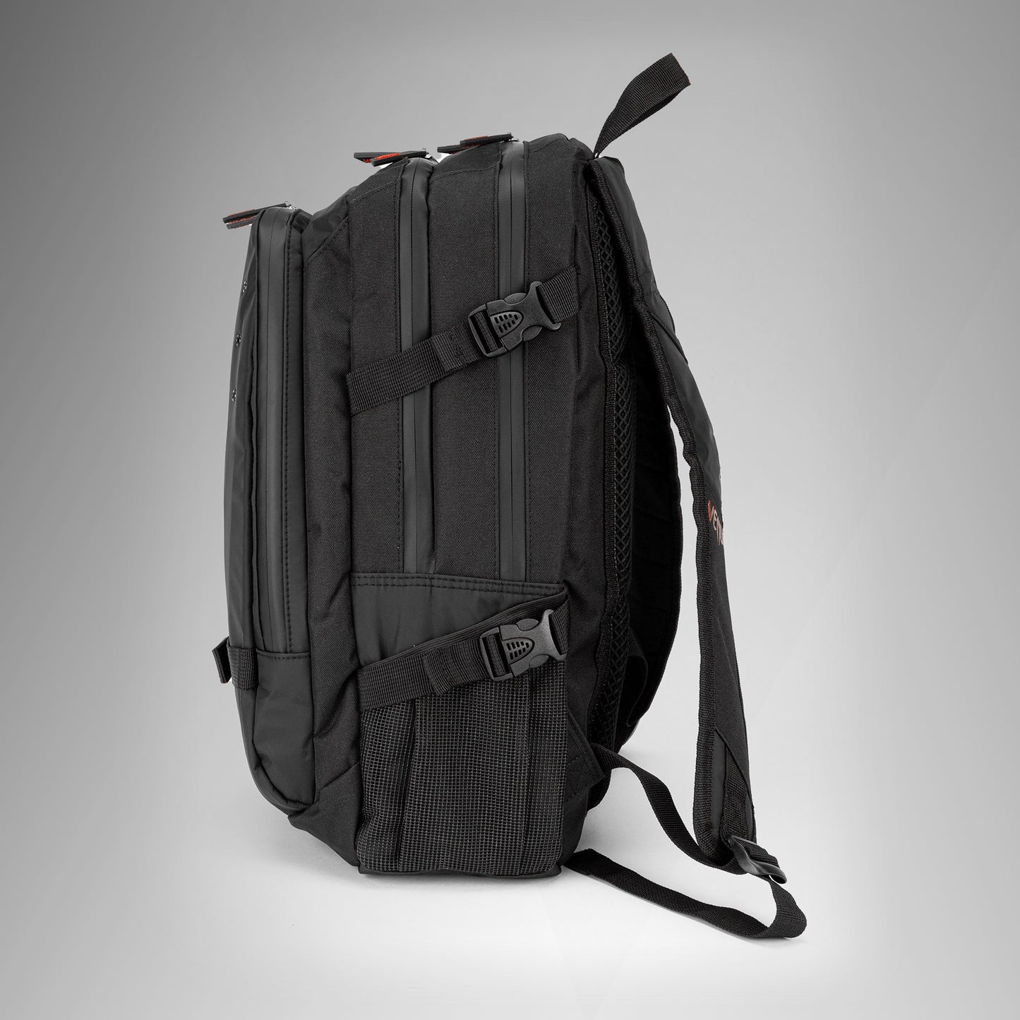 Venum Challenger Pro Evo 背包 (20-25L) – 黑色/红色