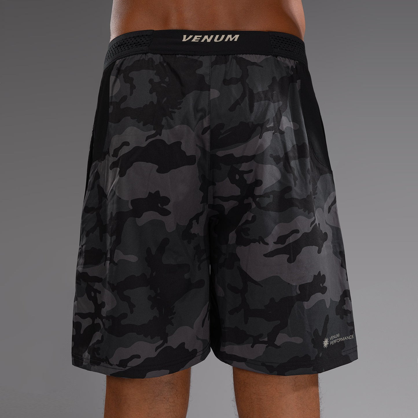 Venum G-Fit Air 男士训练短裤 – 城市数字迷彩