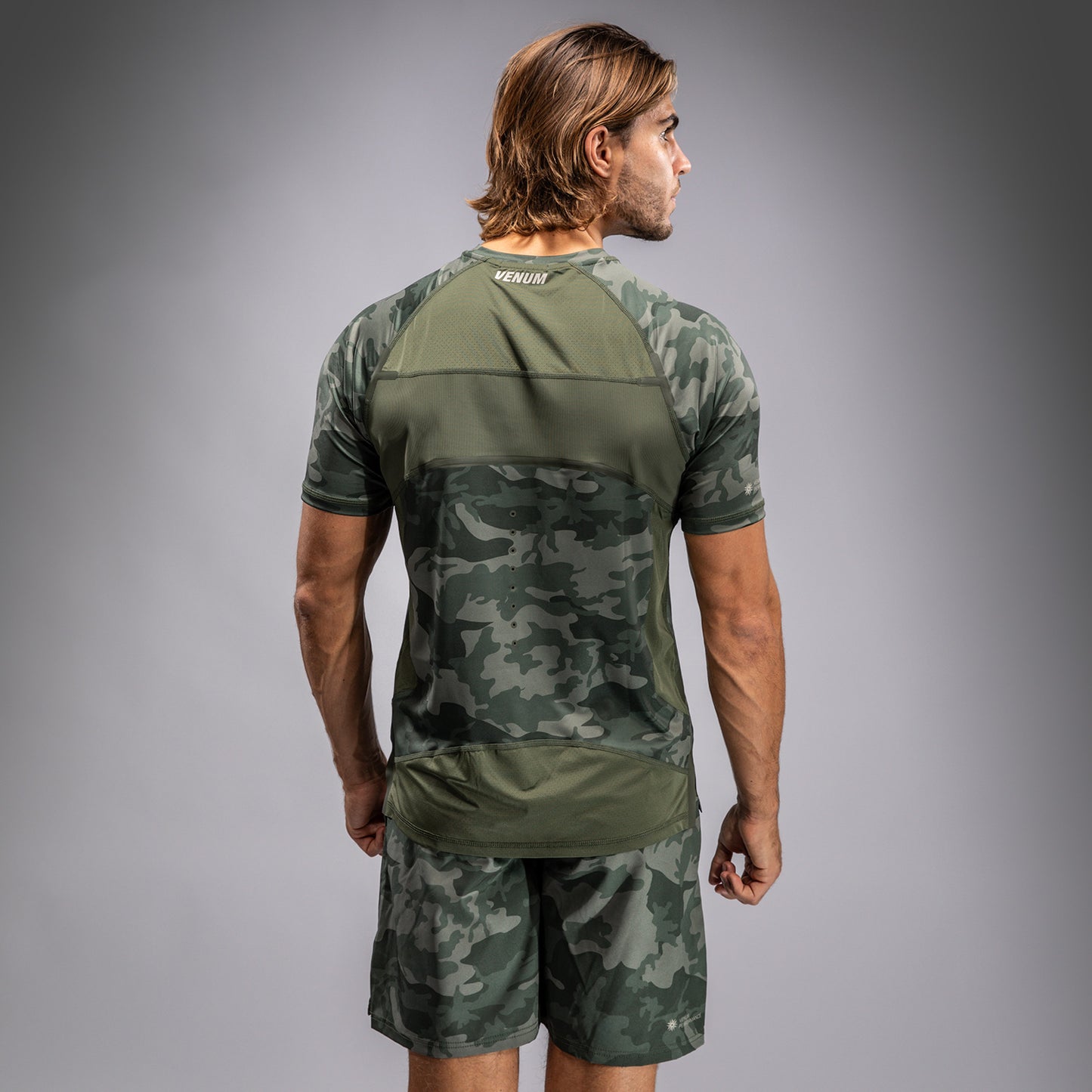 Venum G-Fit Air 男士 Dry-Tech T恤 – 军绿色迷彩