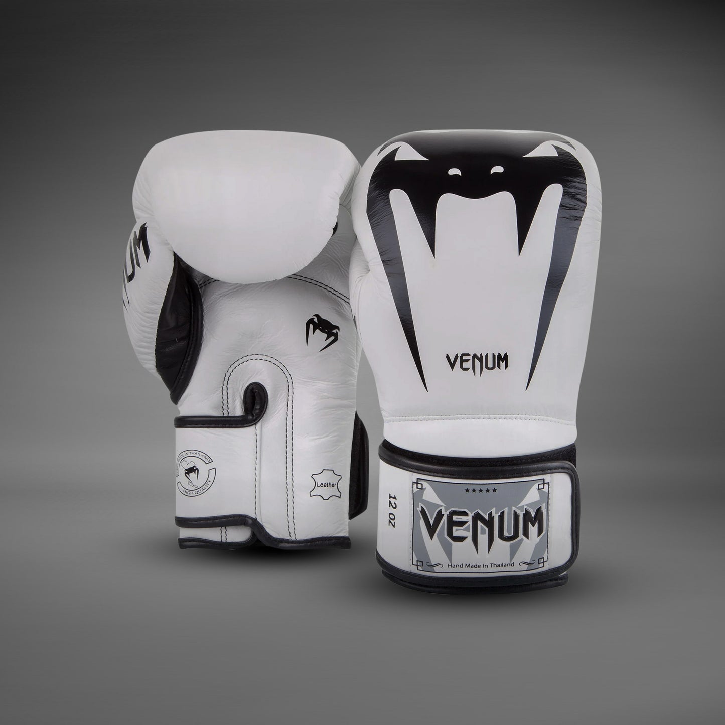 Venum Giant 3.0 拳击手套 – Nappa皮革 – 白色