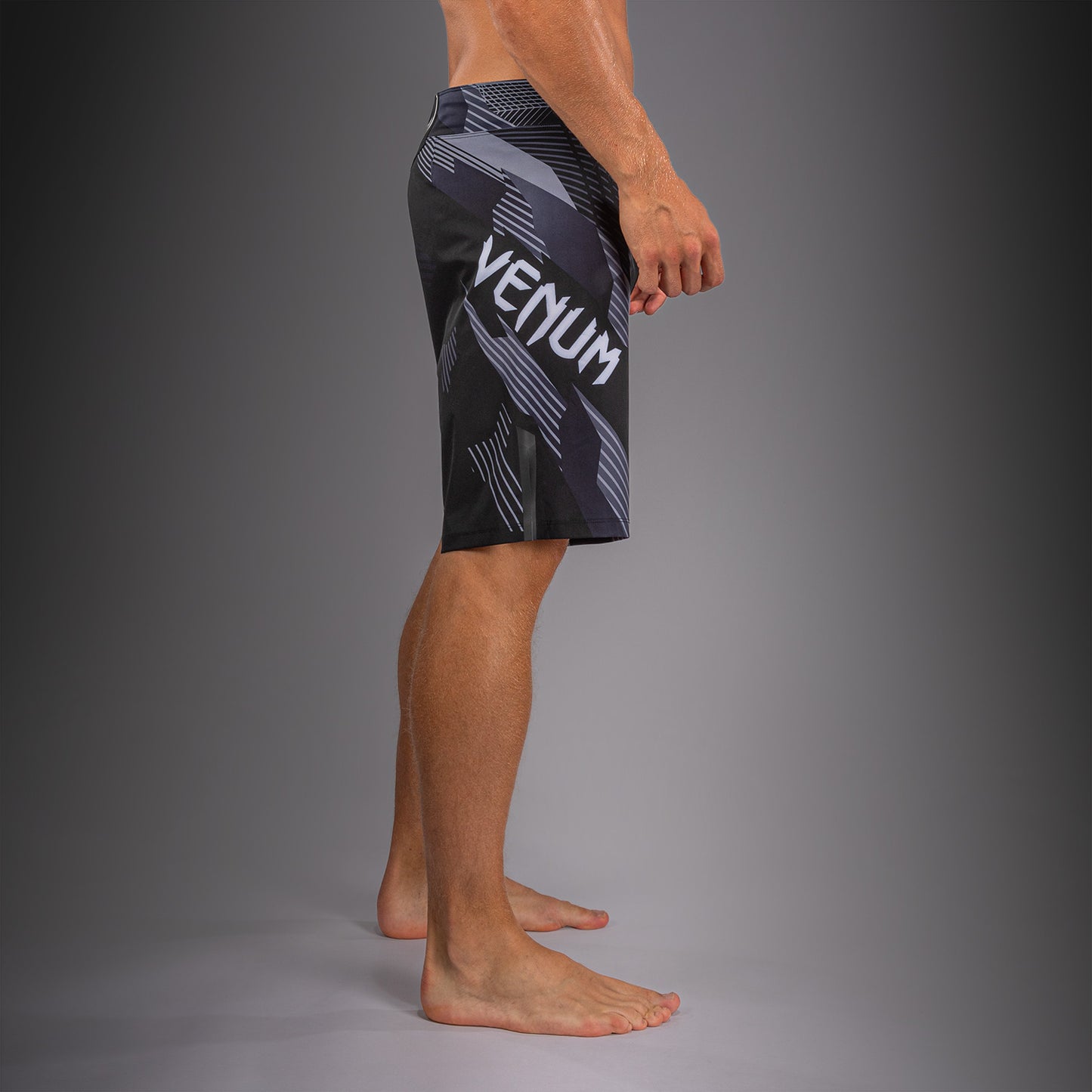 NO-GI 6.0 格斗短裤 – 黑色/白色