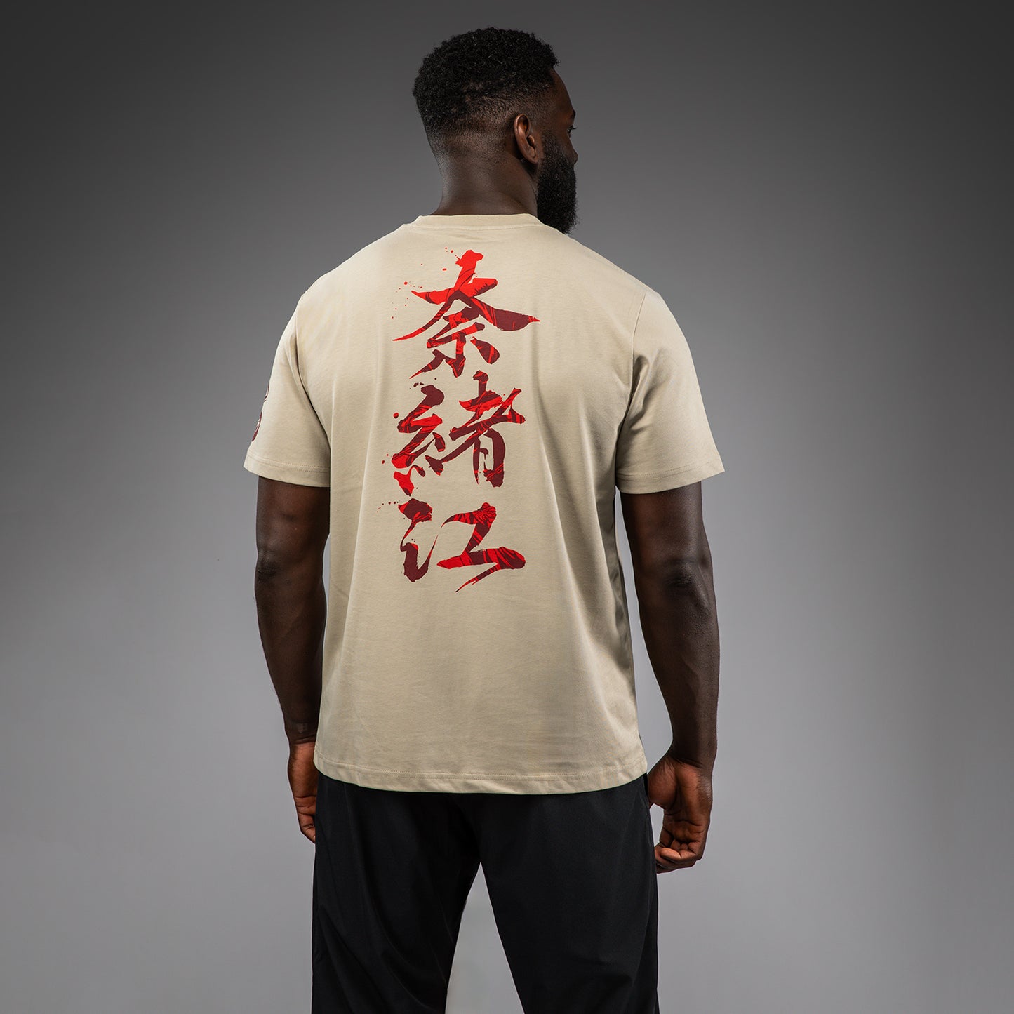 Venum x Assassin’s Creed Shadows T恤 – 沙色