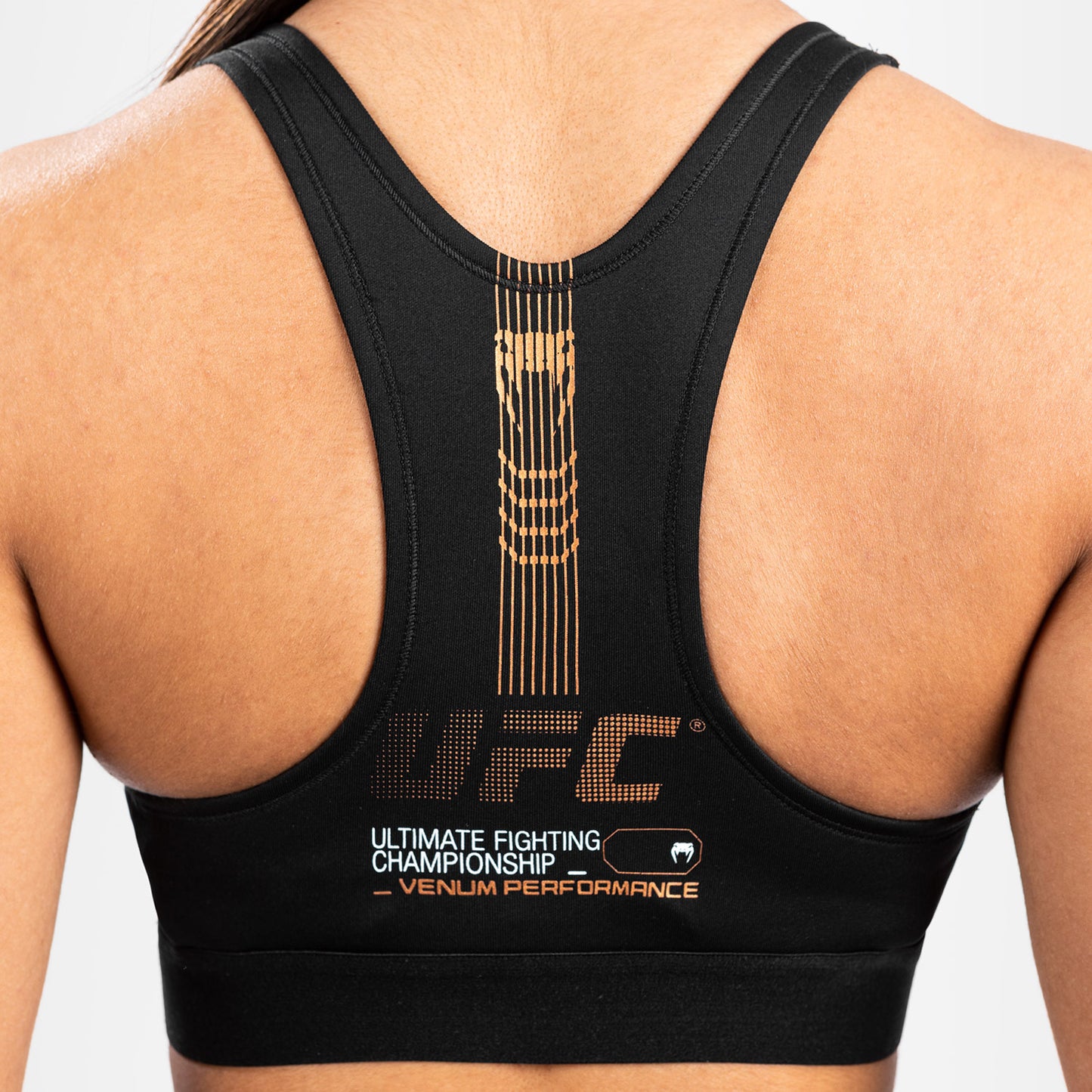 UFC Adrenaline by Venum Fight Week 女士运动内衣 – 卡其色/青铜色