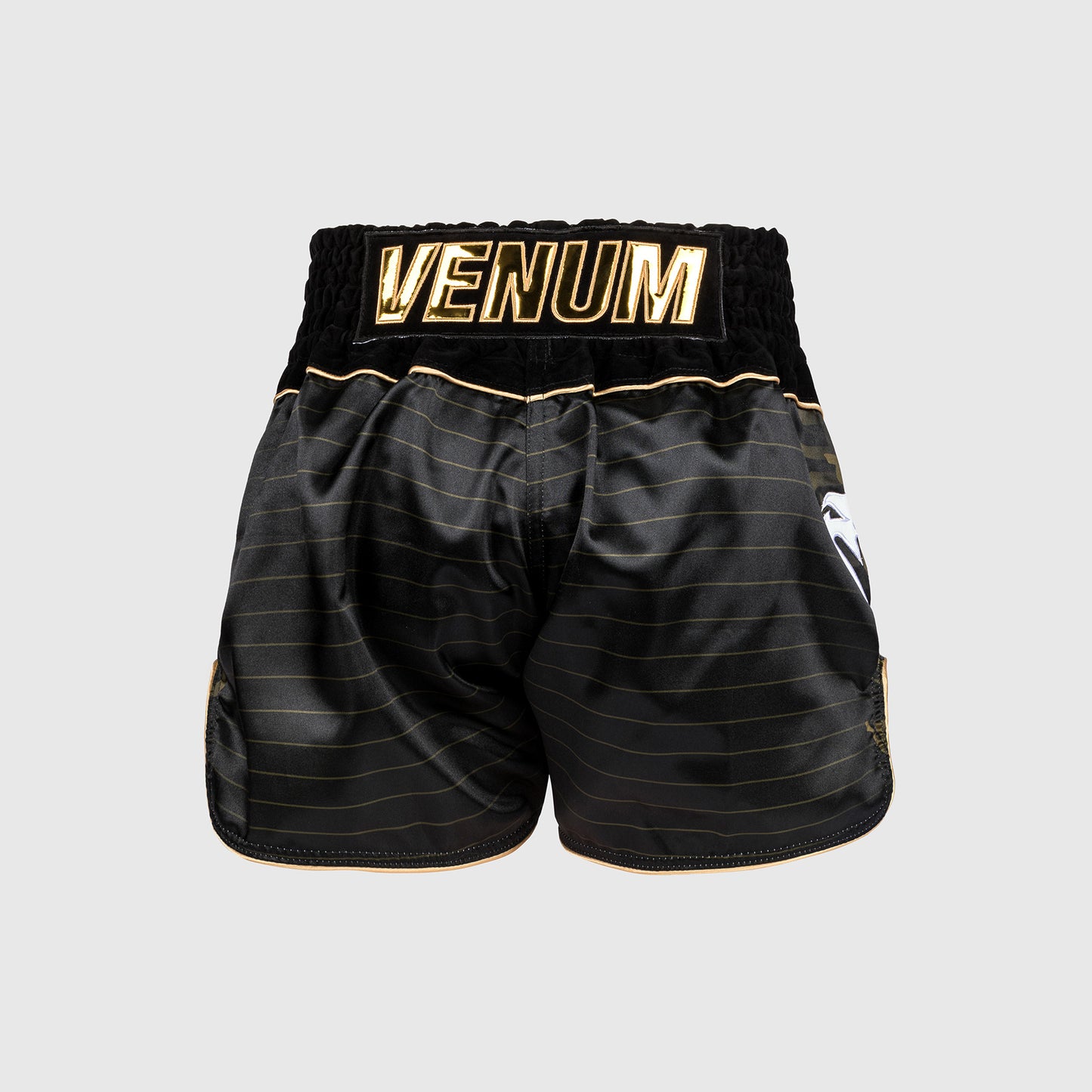 Venum Attack 泰拳短裤 – 黑色/金色