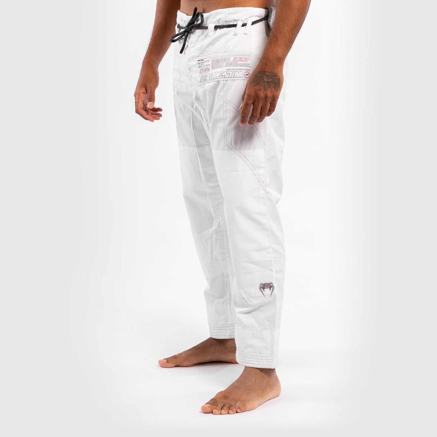 Venum Elite Light 3.0 柔术服 – 白色
