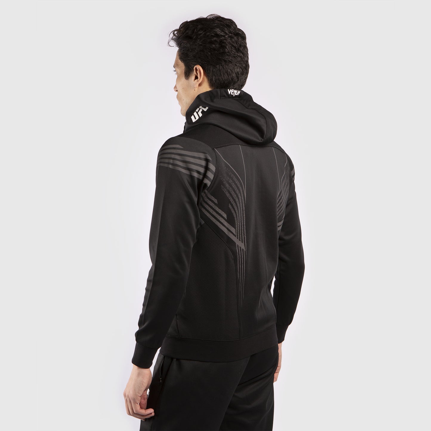 UFC Venum Pro Line 男士连帽衫 – 黑色