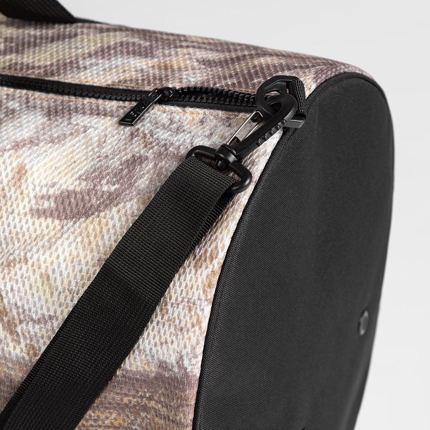 Venum Laser XT Realtree 行李包 – 沙漠迷彩