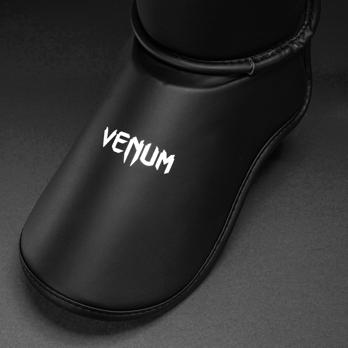 Venum Contender 1.5 护胫 - 黑色/白色