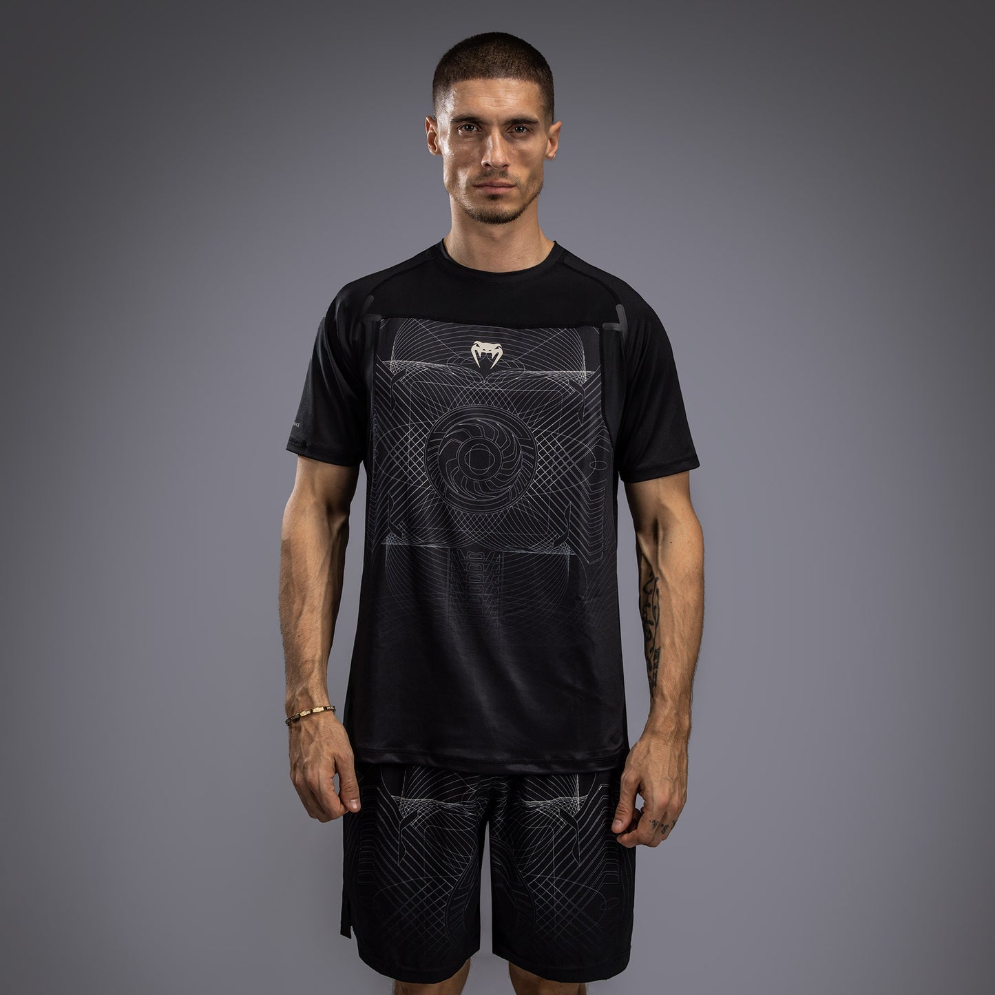 Venum G-Fit Air 男士 Dry-Tech T恤 – 深黑色/沙色