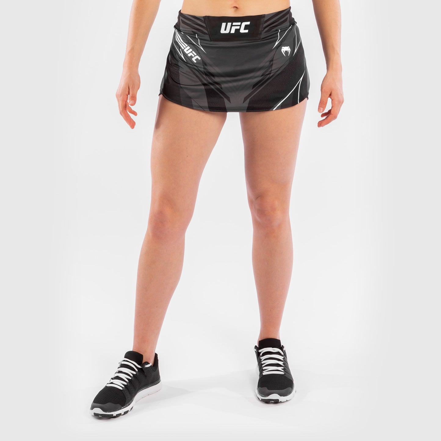 UFC Venum Authentic Fight Night 女士格斗短裙 – 黑色