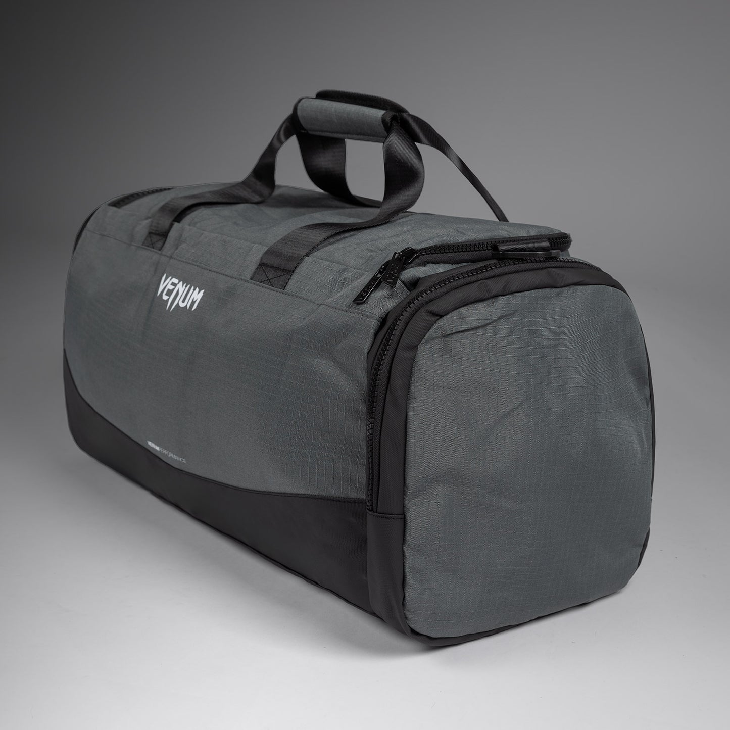 Venum Evo 2 XTrem Ripstop 运动包（55-63升）–风暴灰