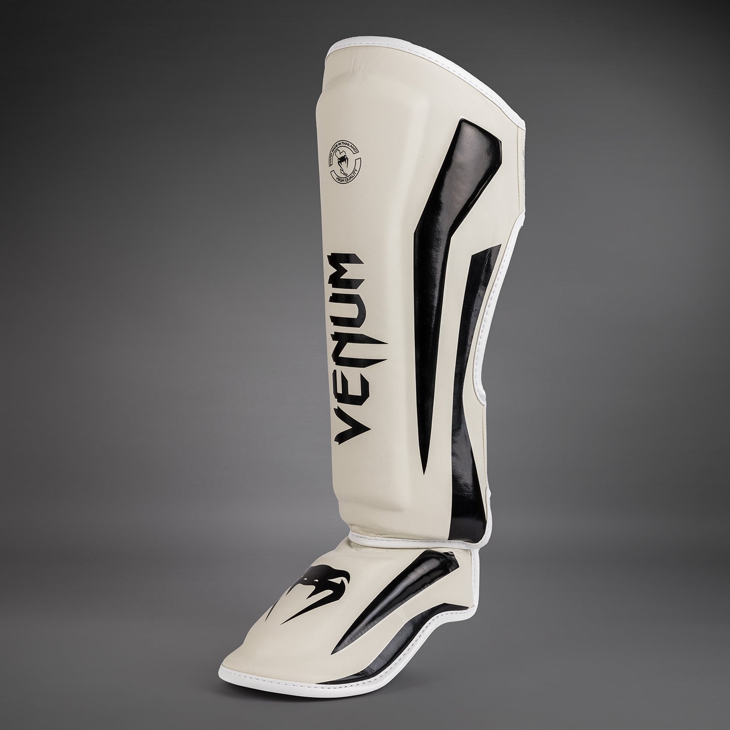 Venum Elite 立式护胫 – 白色/黑色