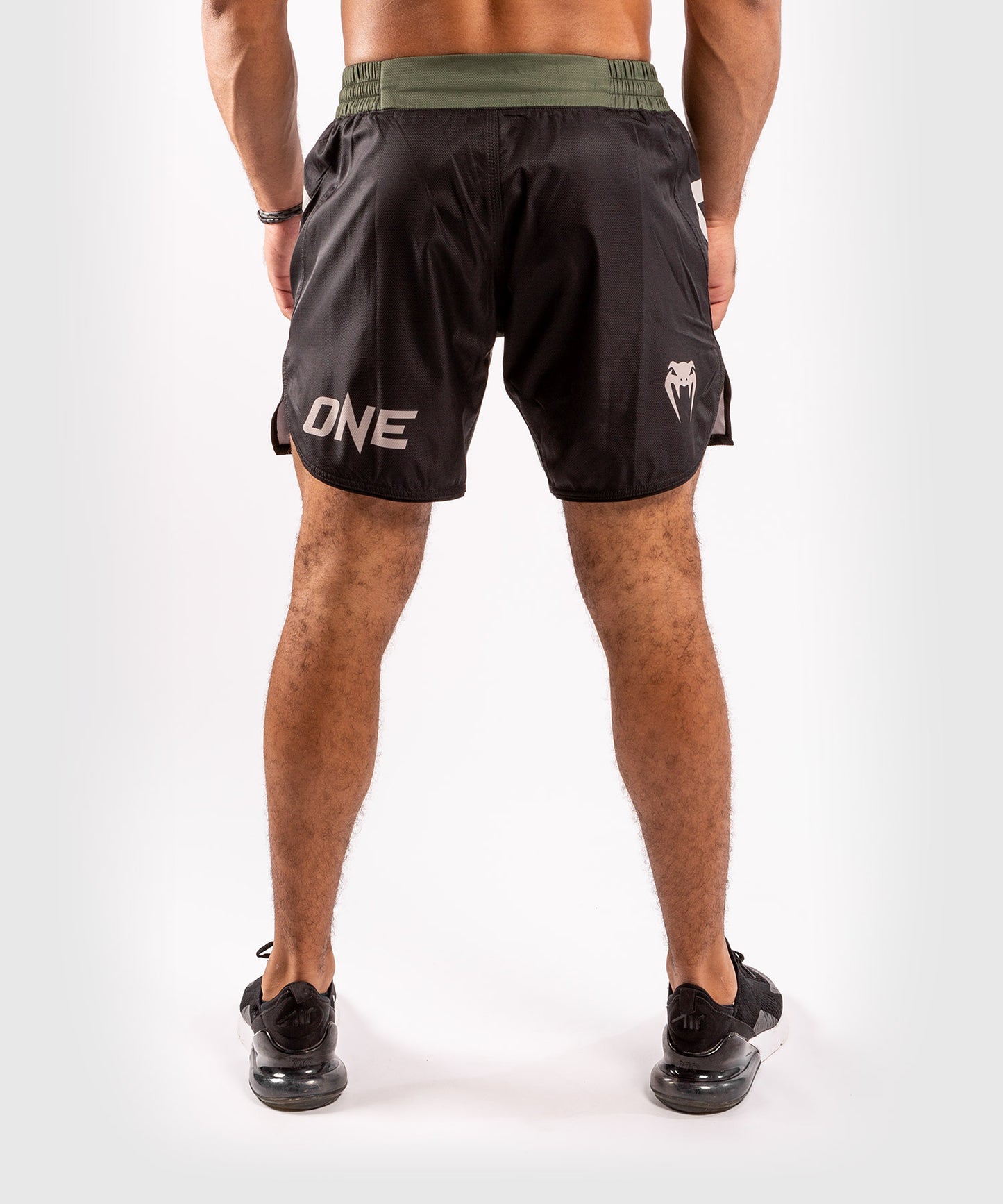 Venum ONE FC Impact Fightshorts - Black/Khaki