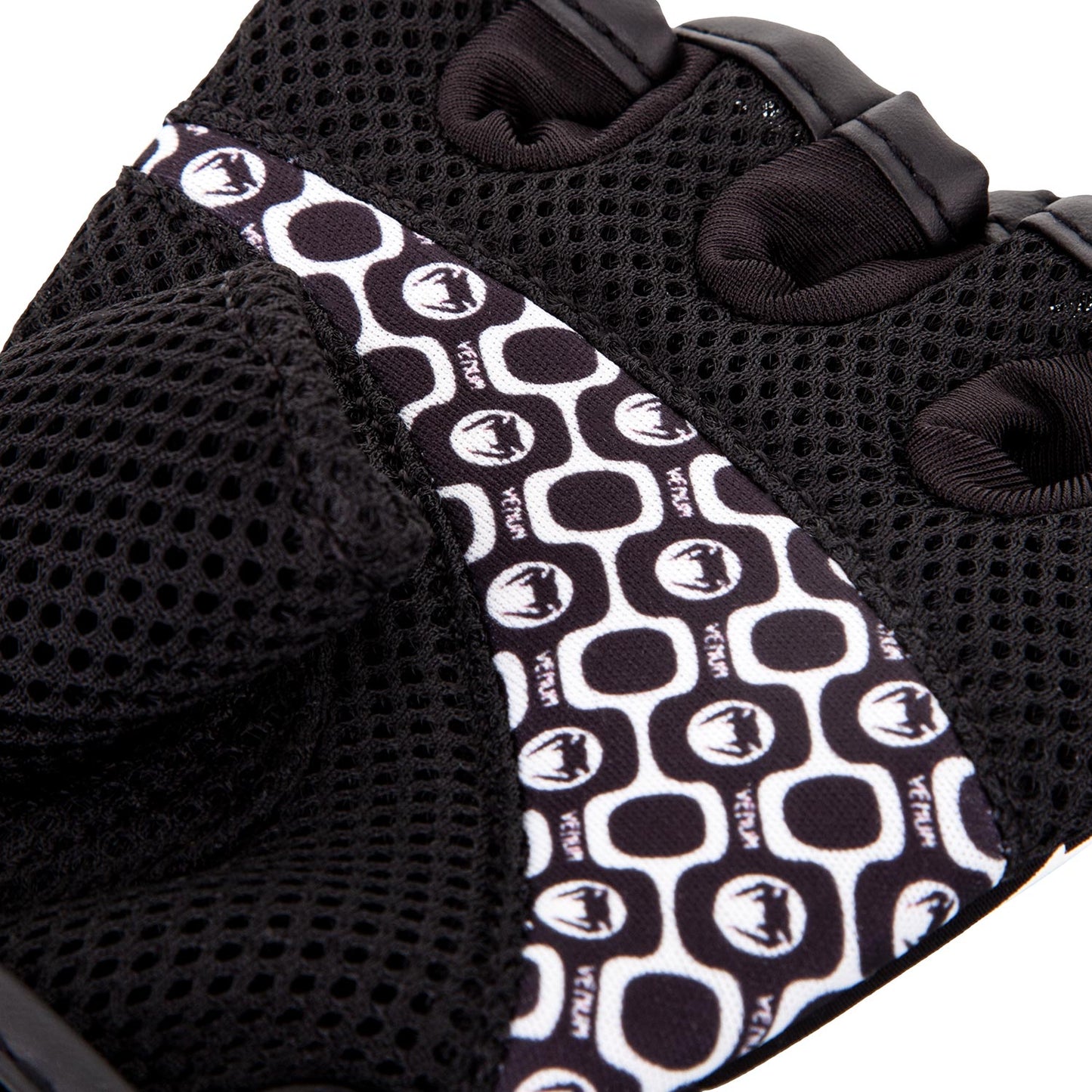 Venum Aero Body Fitness Gloves - Black/White