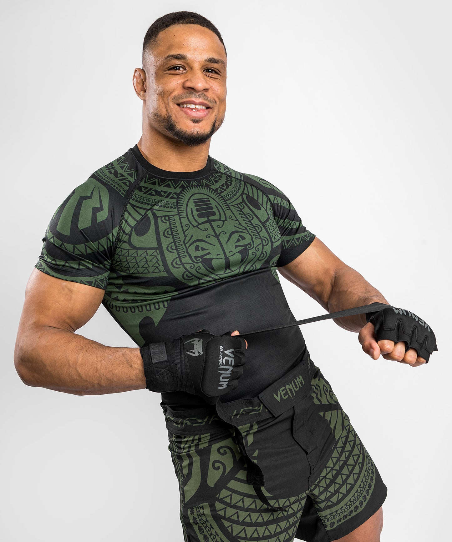 Venum Nakahi Rashguards - Short Sleeves - Black/Khaki