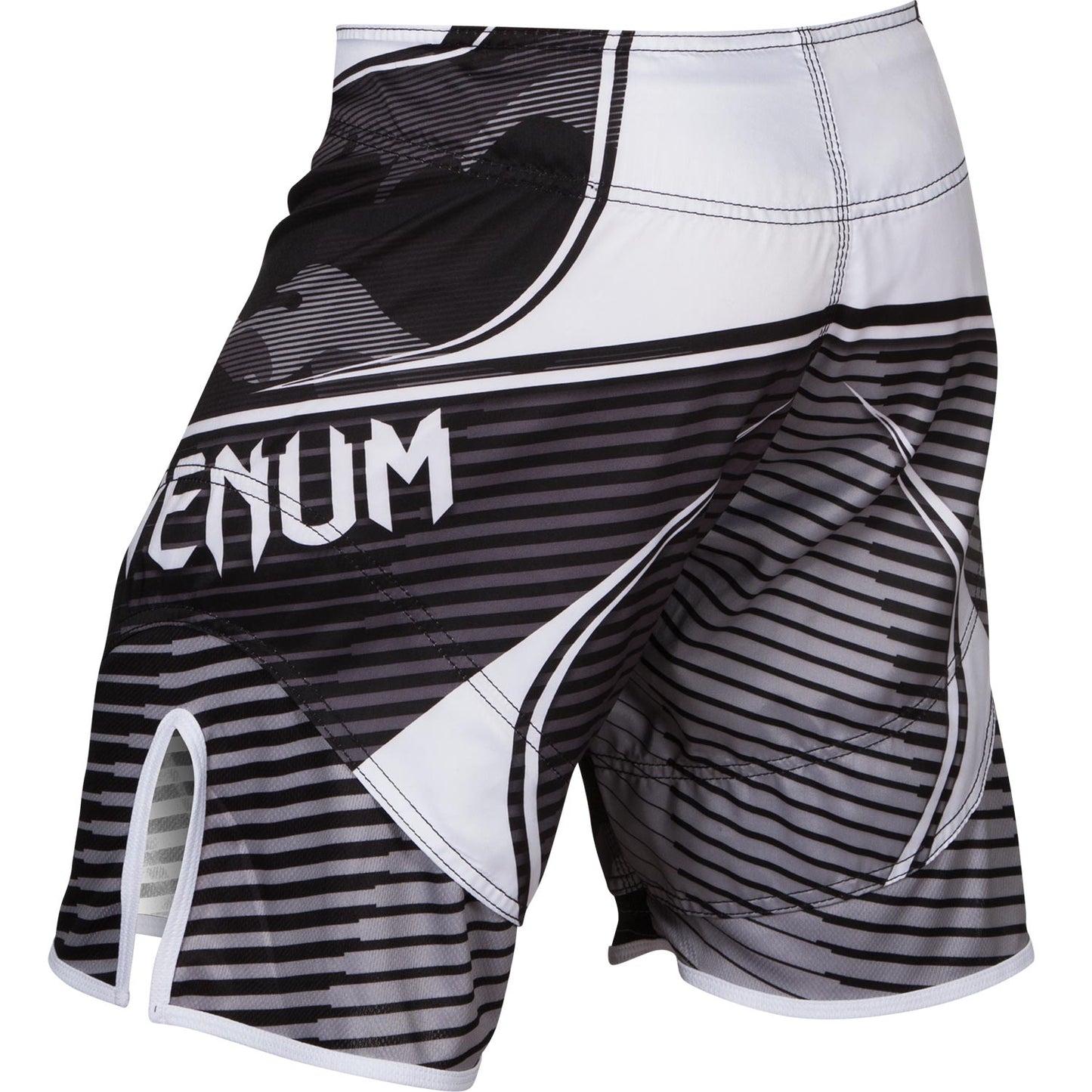 Venum Camo Hero Fightshorts - White/Black
