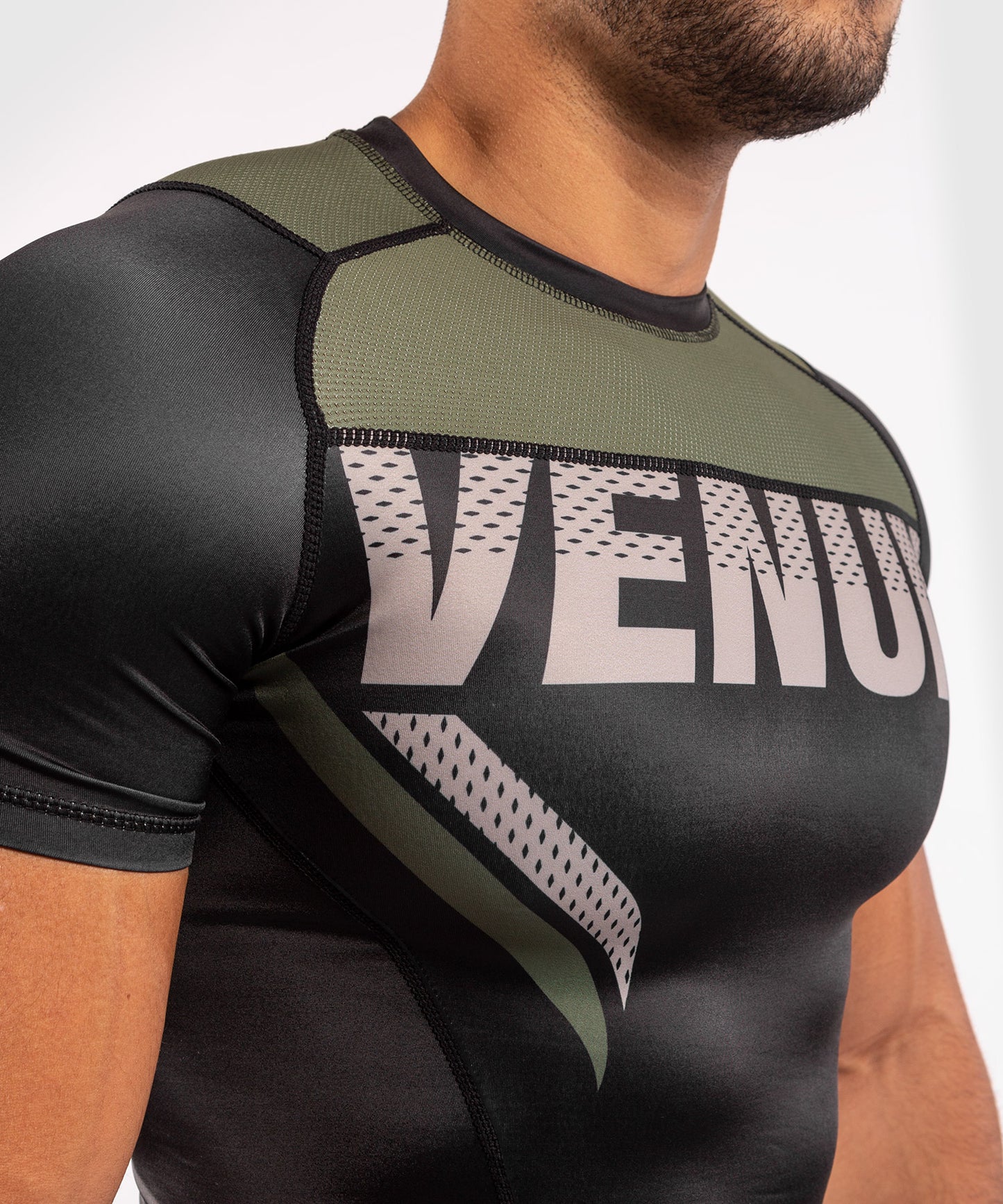 Venum ONE FC Impact Rashguard - short sleeves - Black/Khaki