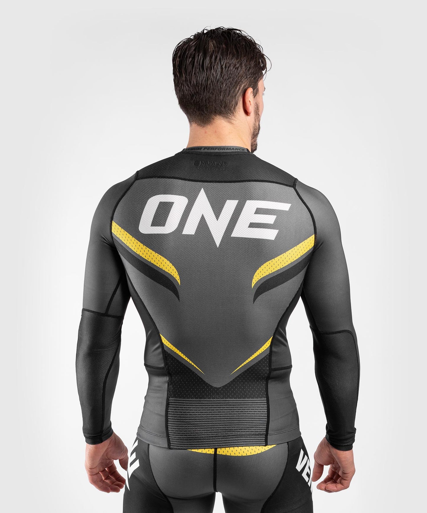 Venum ONE FC Impact Rashguard - long sleeves - Grey/Yellow
