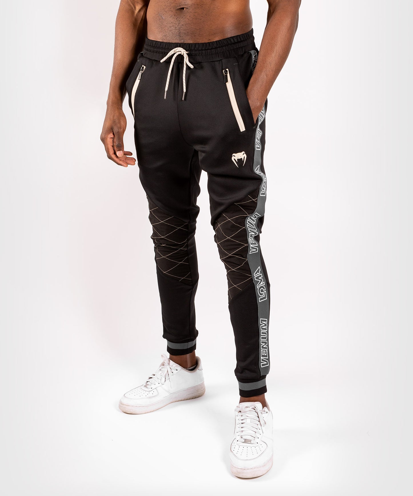 Venum Arrow Loma Signature Collection Joggers  - Black/White