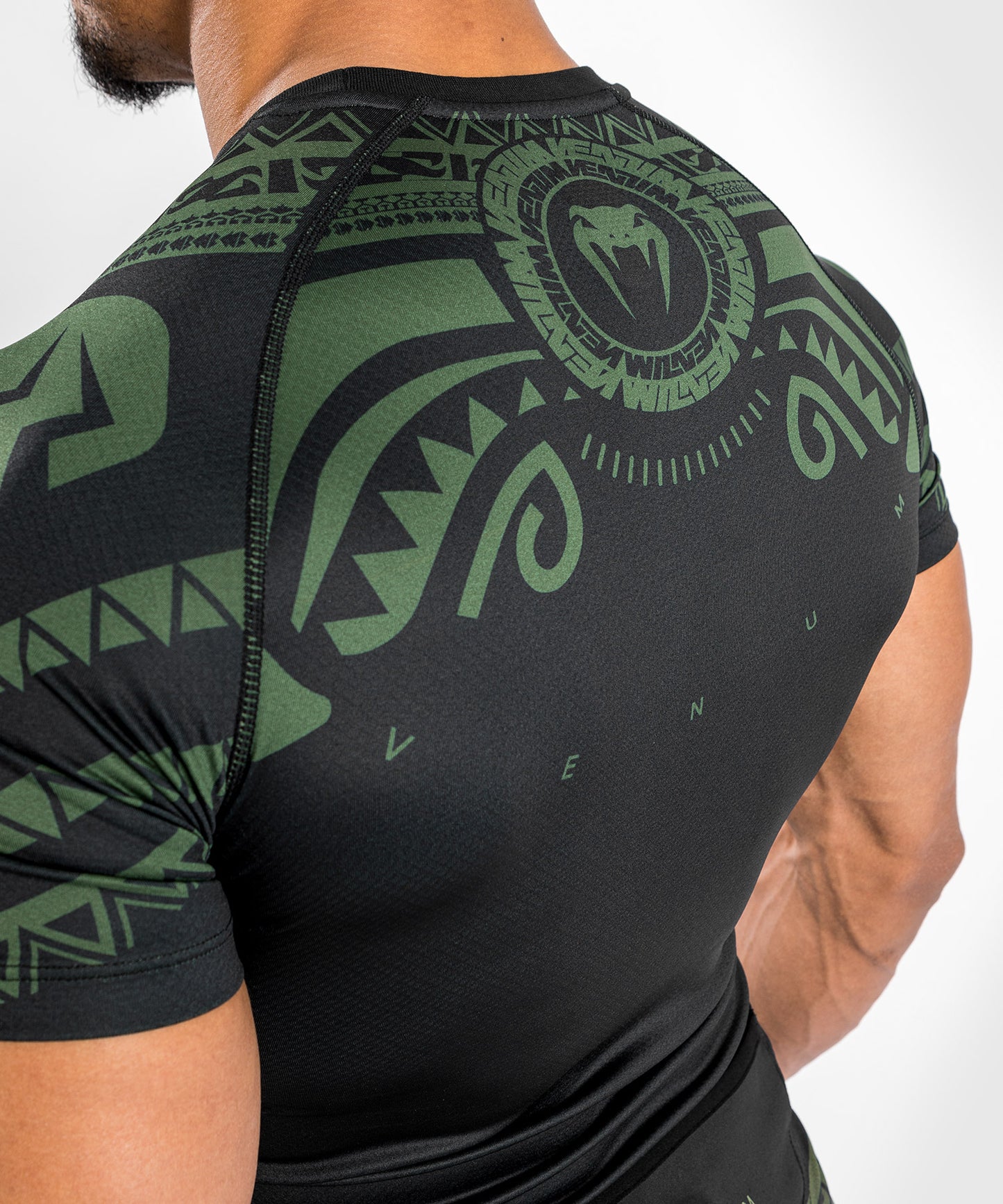 Venum Nakahi Rashguards - Short Sleeves - Black/Khaki
