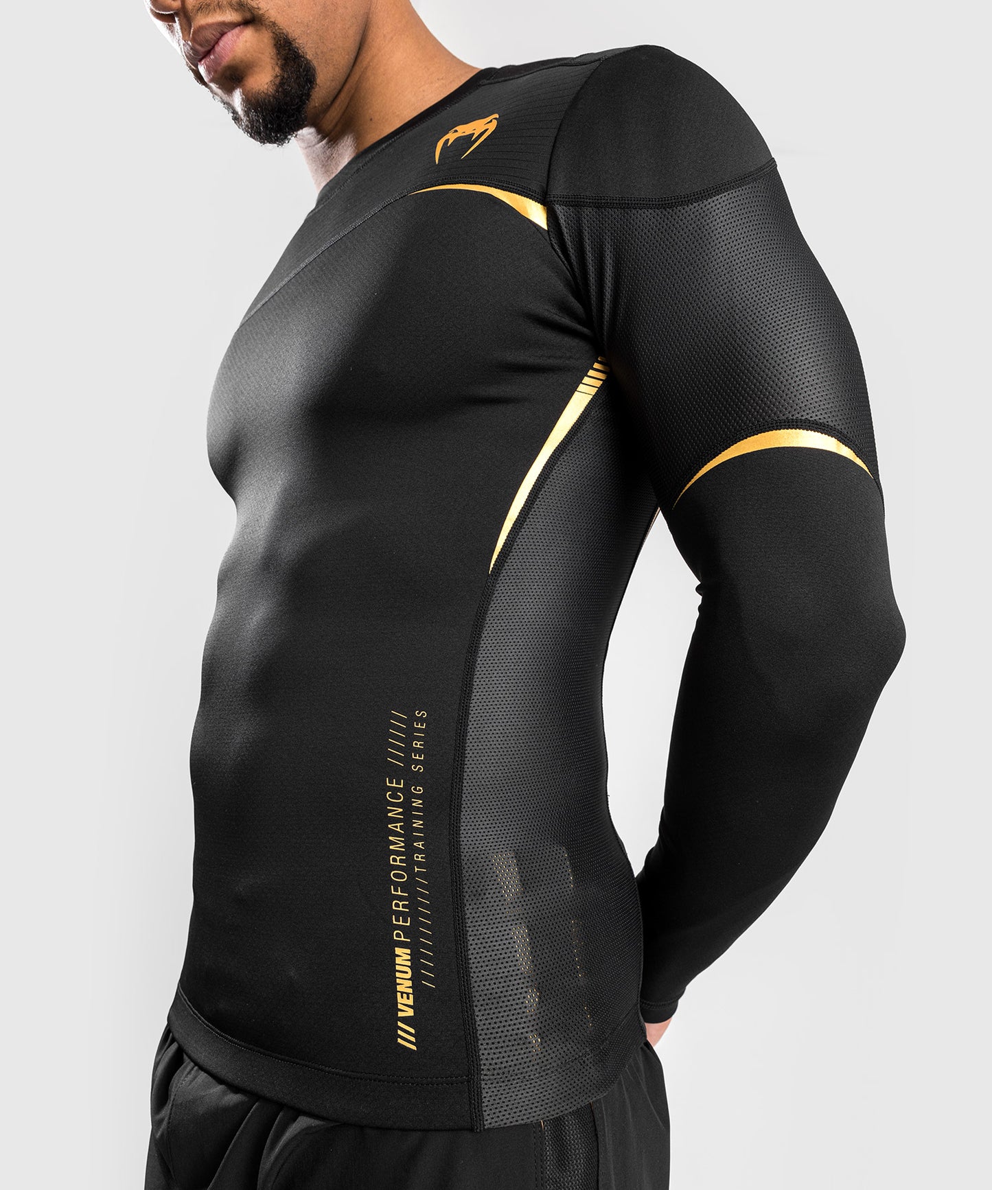 Venum Tempest 2.0 Rashguard Long Sleeves – Black/Gold